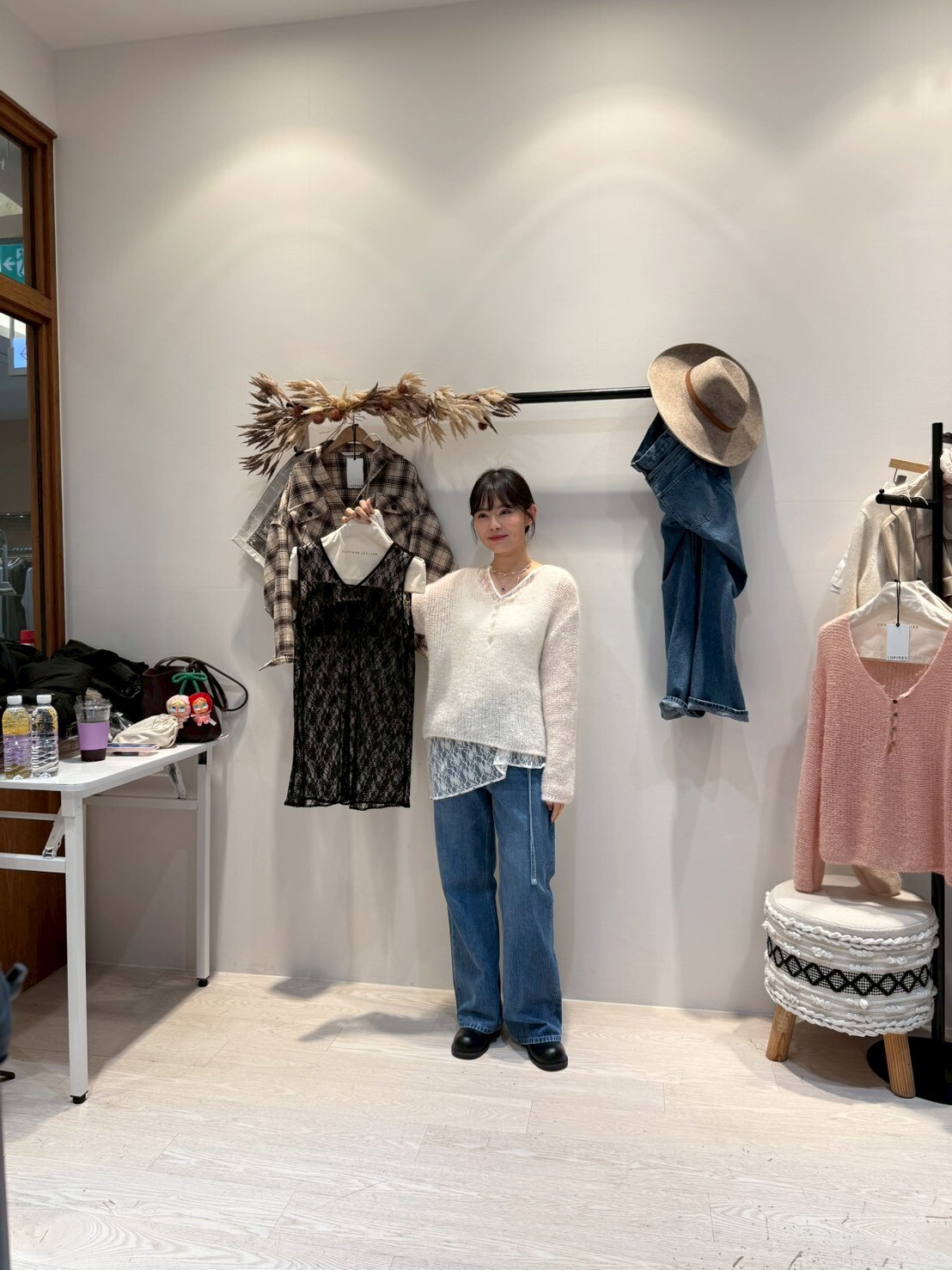 CP5107 搭配好物V領蕾絲長背心