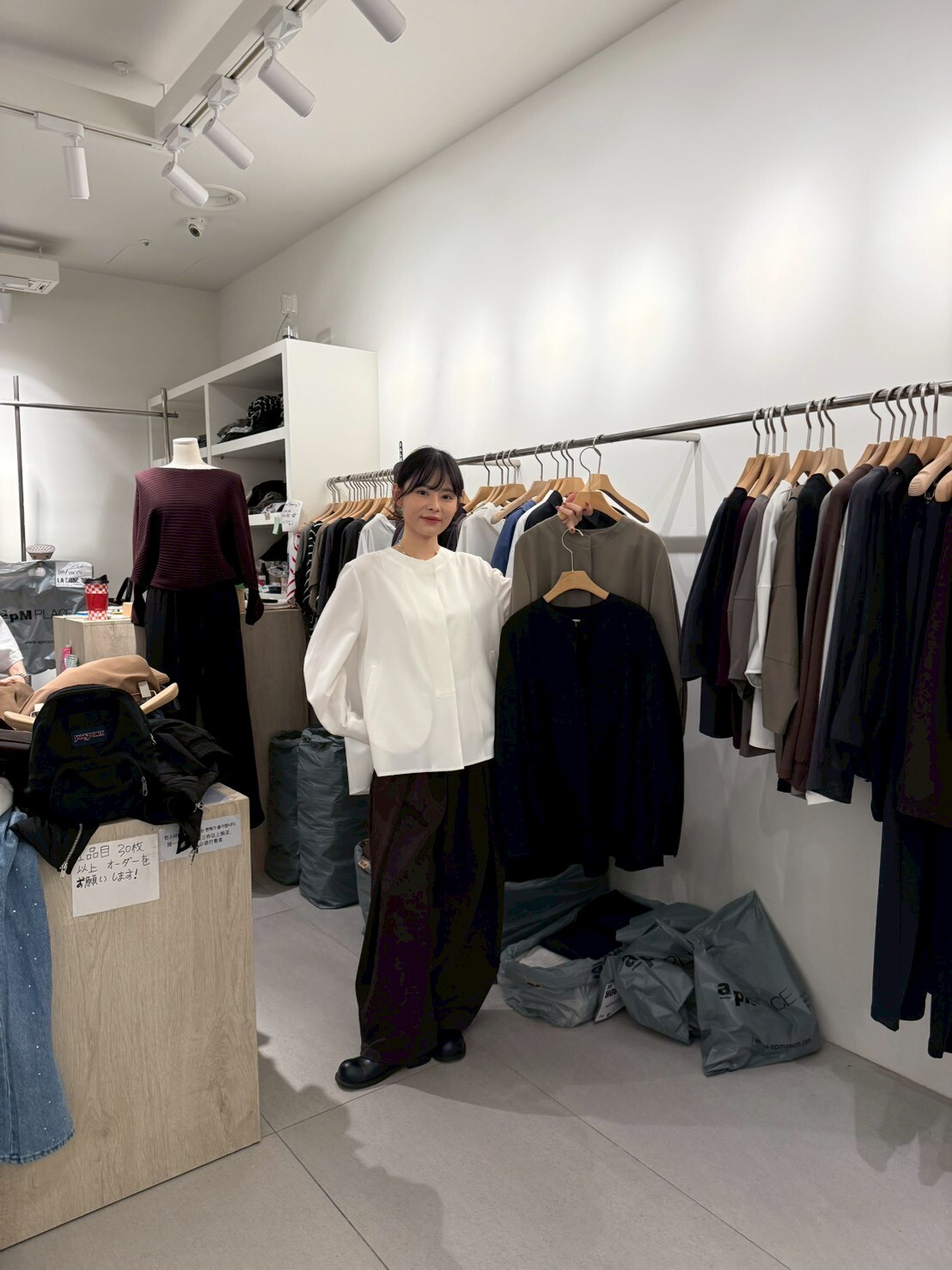 LA5115 鈕扣開領隱形口袋滑滑恤衫