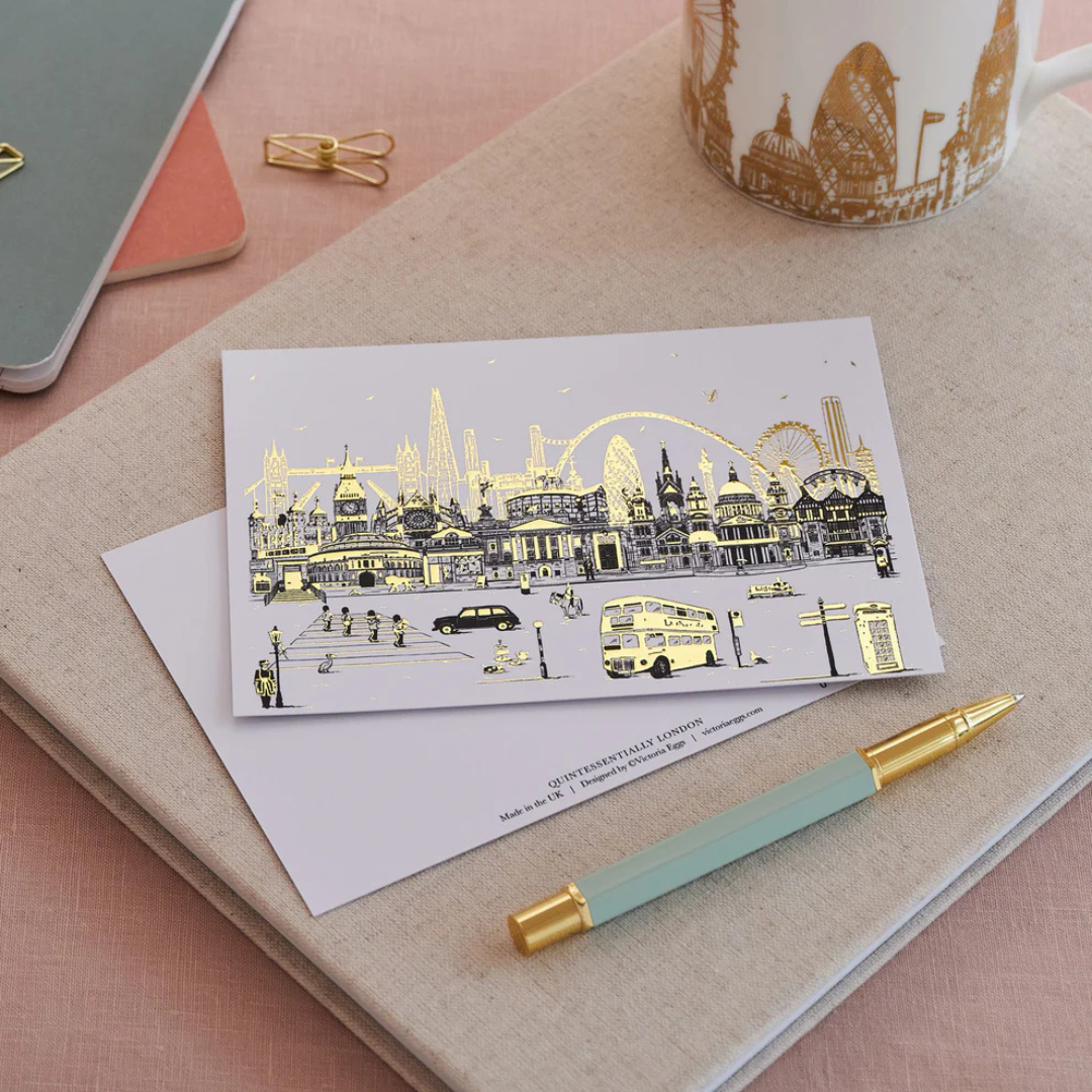 1VE1026-024 VICTORIA EGGS Quintessentially London Postcard #PC04 (D-EU-E)