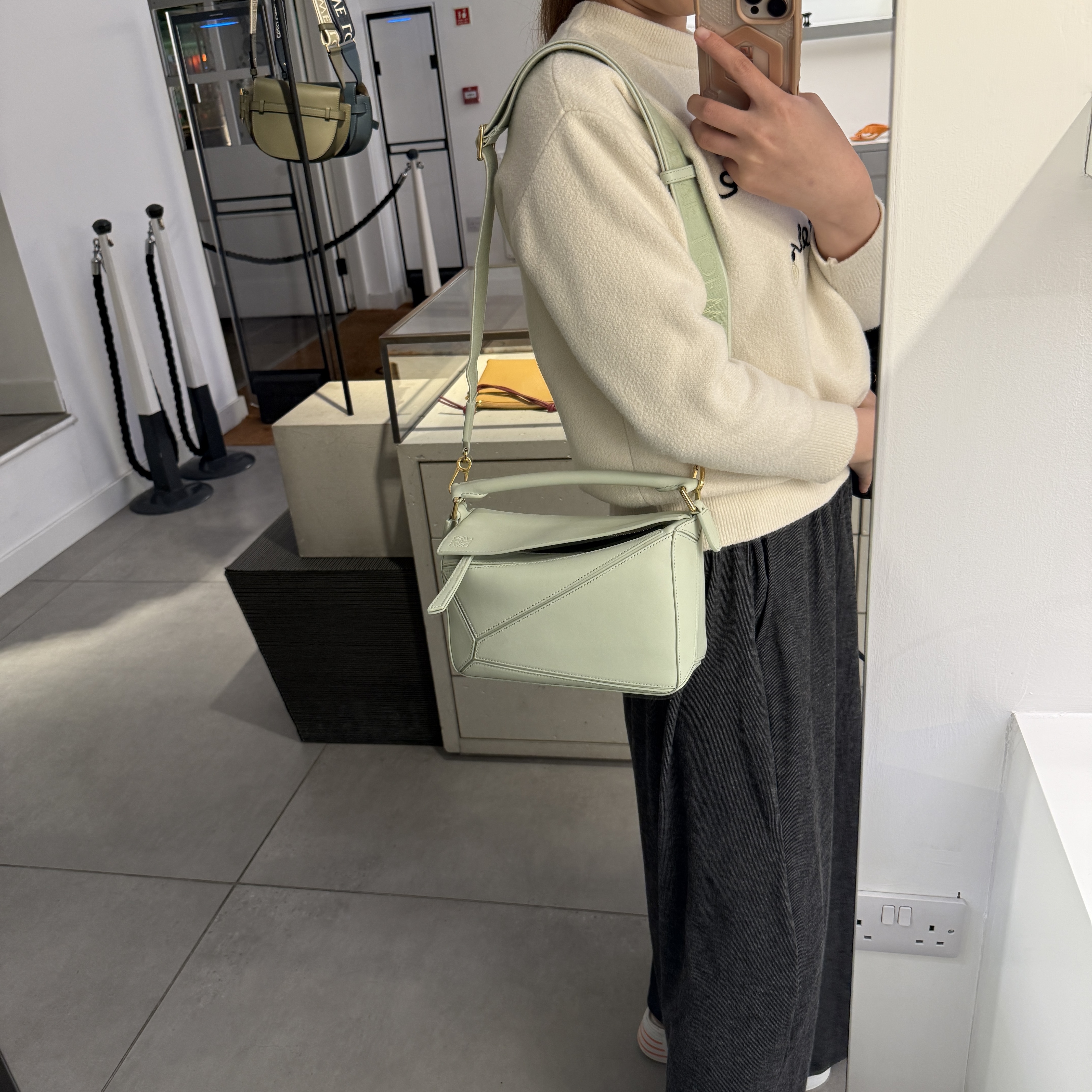 Loewe Puzzel small bag Spring Jade