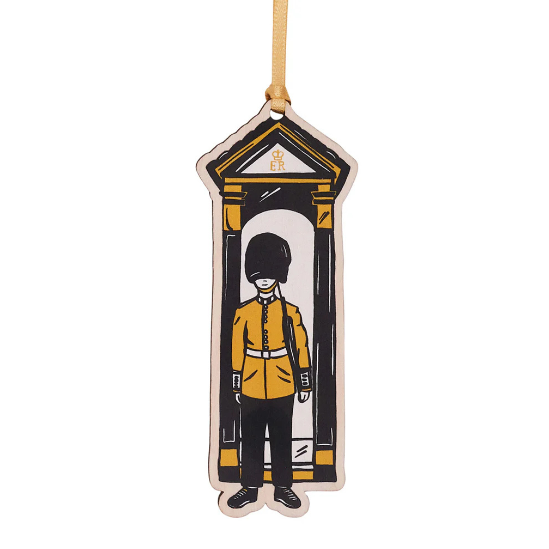 1VE1026-038 VICTORIA EGGS King's Guard Wooden Decoration #DEC09 (D-EU-E)