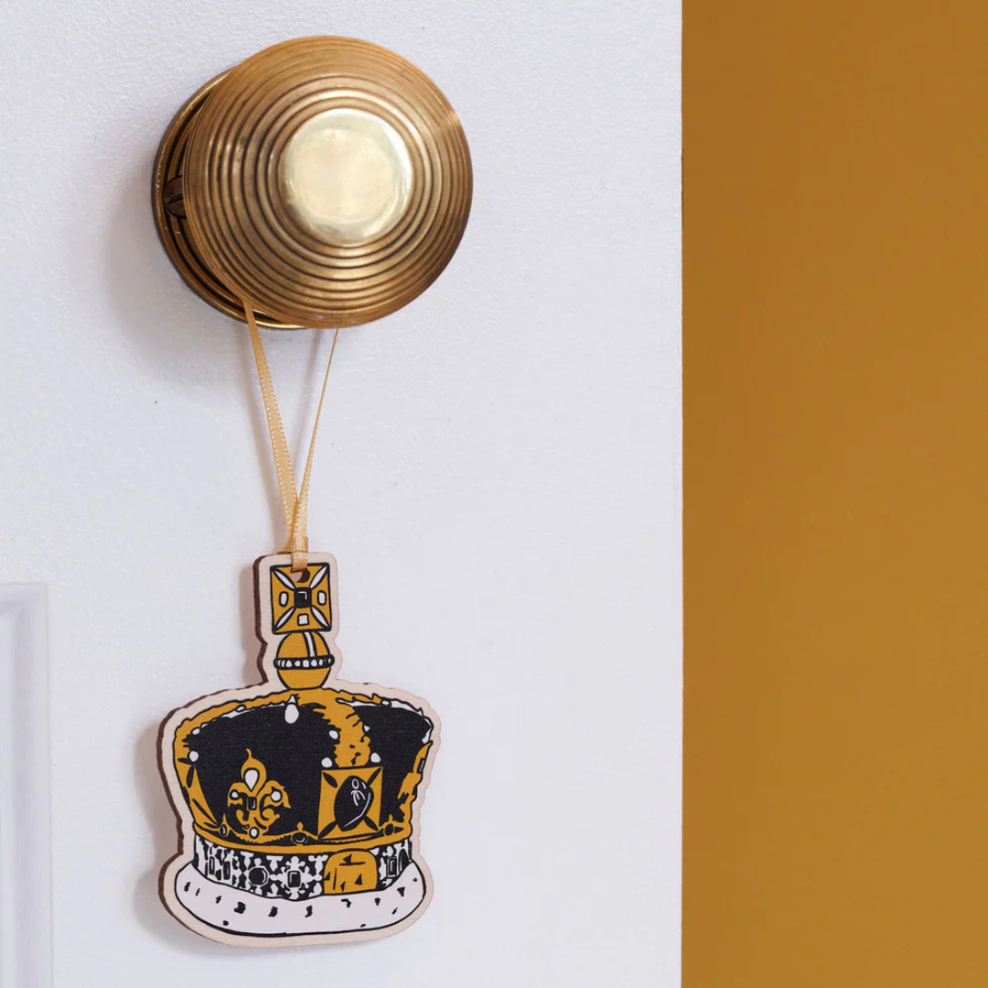 1VE1026-041 VICTORIA EGGS Crown Wooden Decoration #DEC13 (D-EU-E)