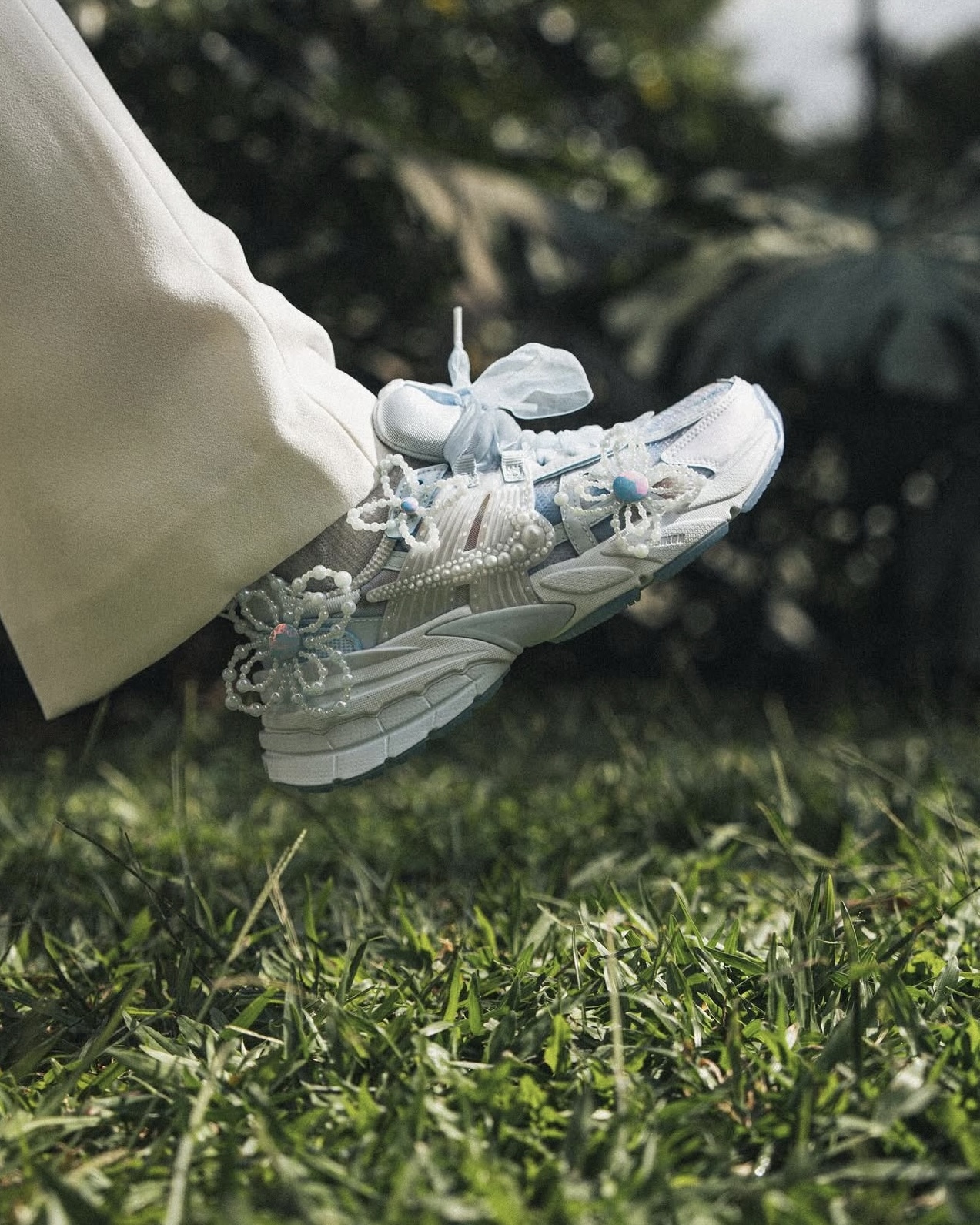 Focus Store】預購Susan Fang x Nike V2k Run Wmns 