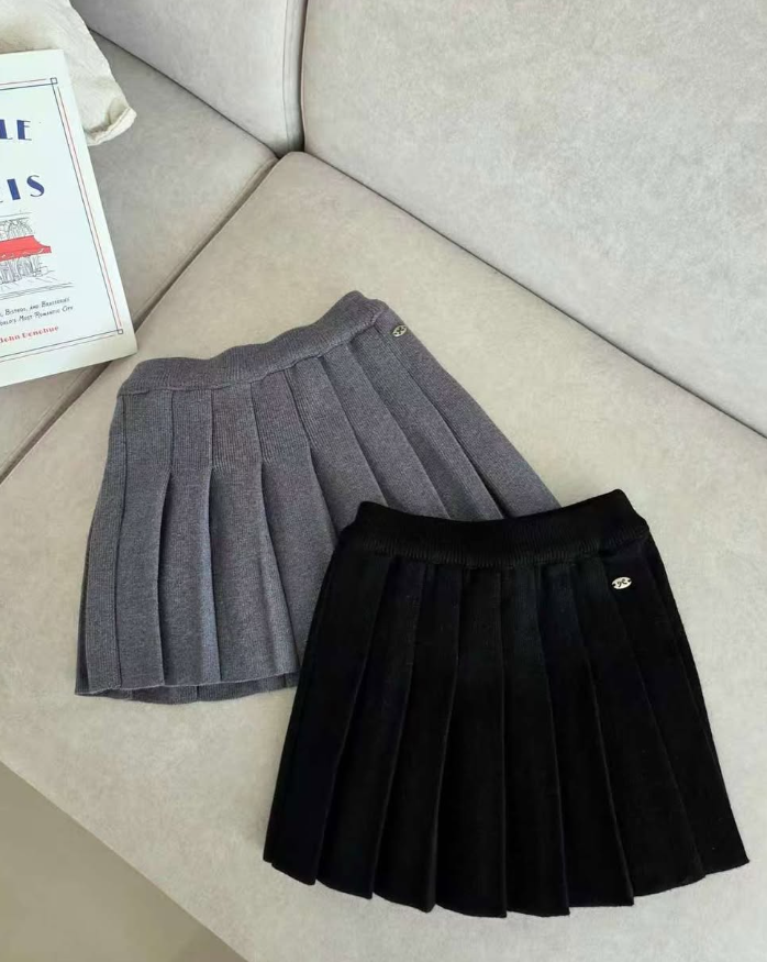 HCB10B084BL HANA COCO-深藍色針織百摺裙