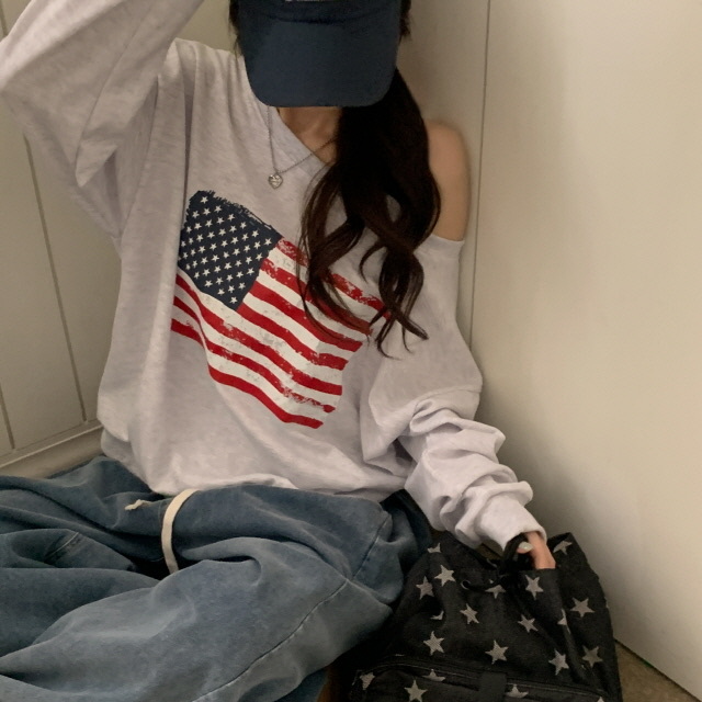 【優惠預訂】韓國寬領露肩USA衛衣（6色）