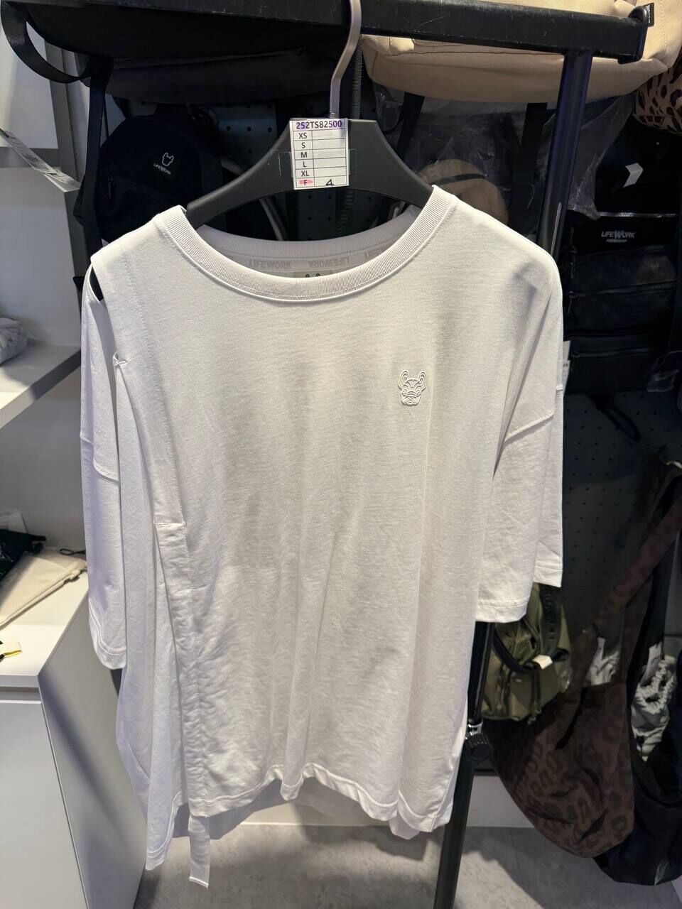 [K] LIFEWORK WHITE WOMEN'S BASIC SLIT SHORT SLEEVE T-SHIRT, LW252TS825-WHITE (KLW17)