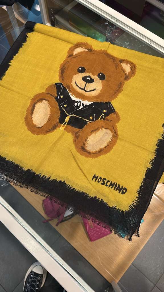 【直播】Moschino LL1025132 小熊頸巾 (03330 M2772 V005)