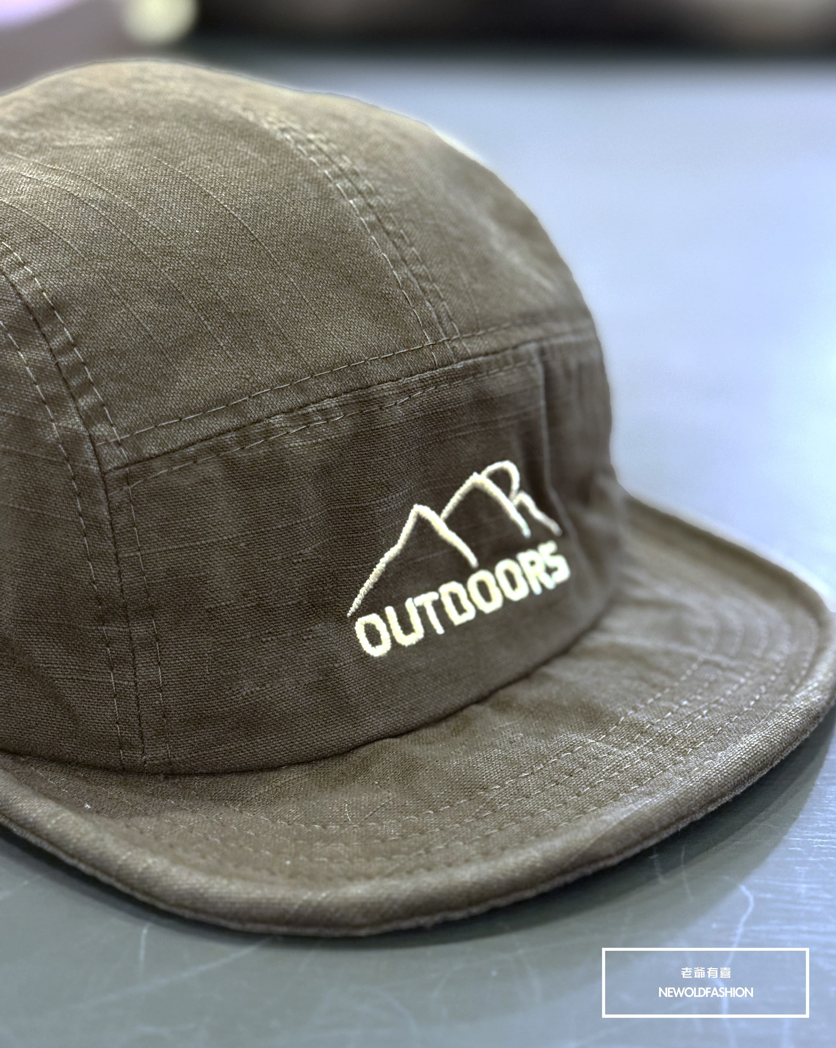 『新品上市』重磅outdor小山刺繡棒球帽-軍綠