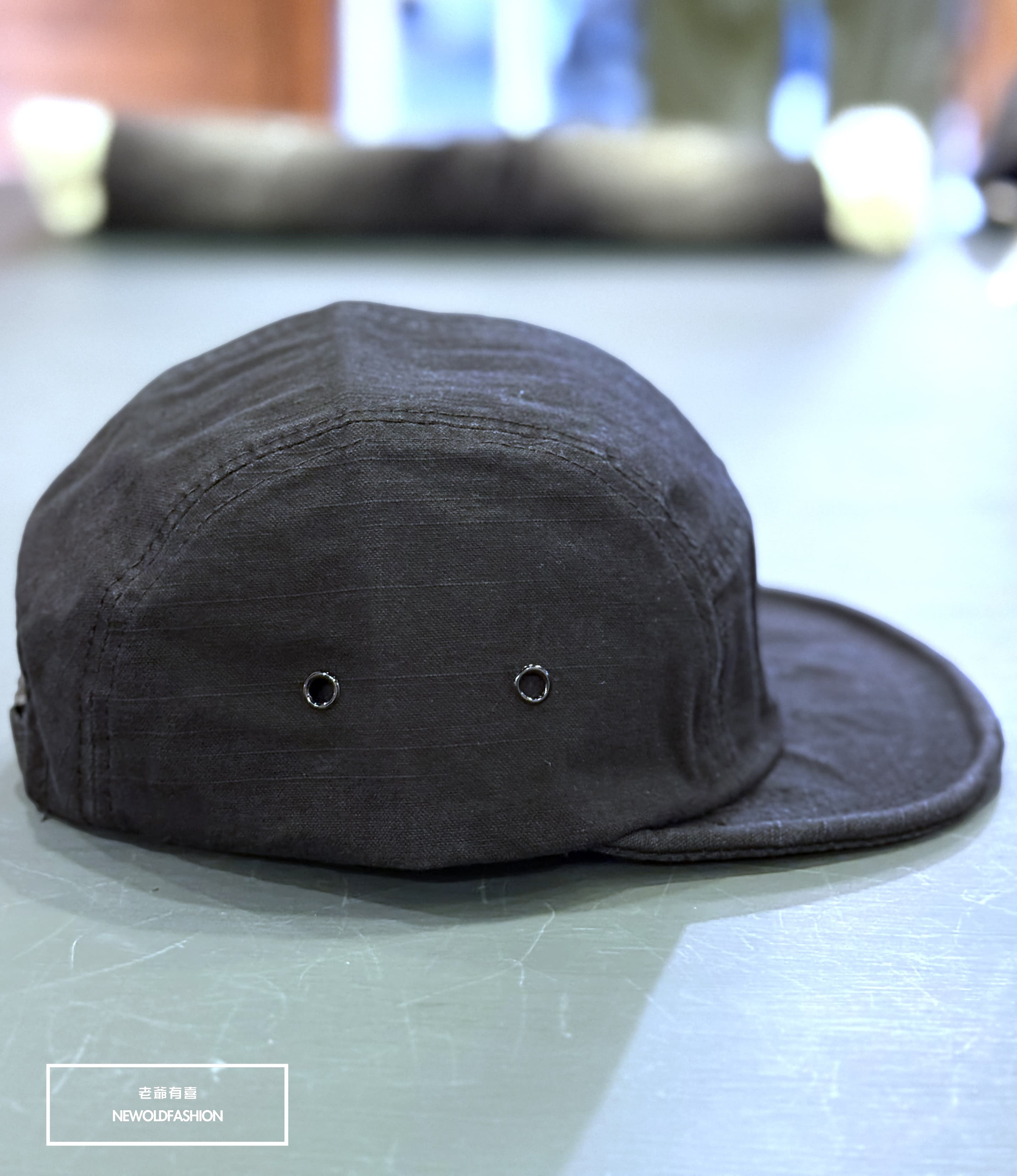 『新品上市』重磅outdor小山刺繡棒球帽-黑