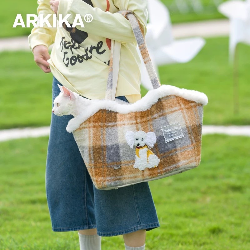 ARKIKA 宠物外出包 毛绒复古大容量
