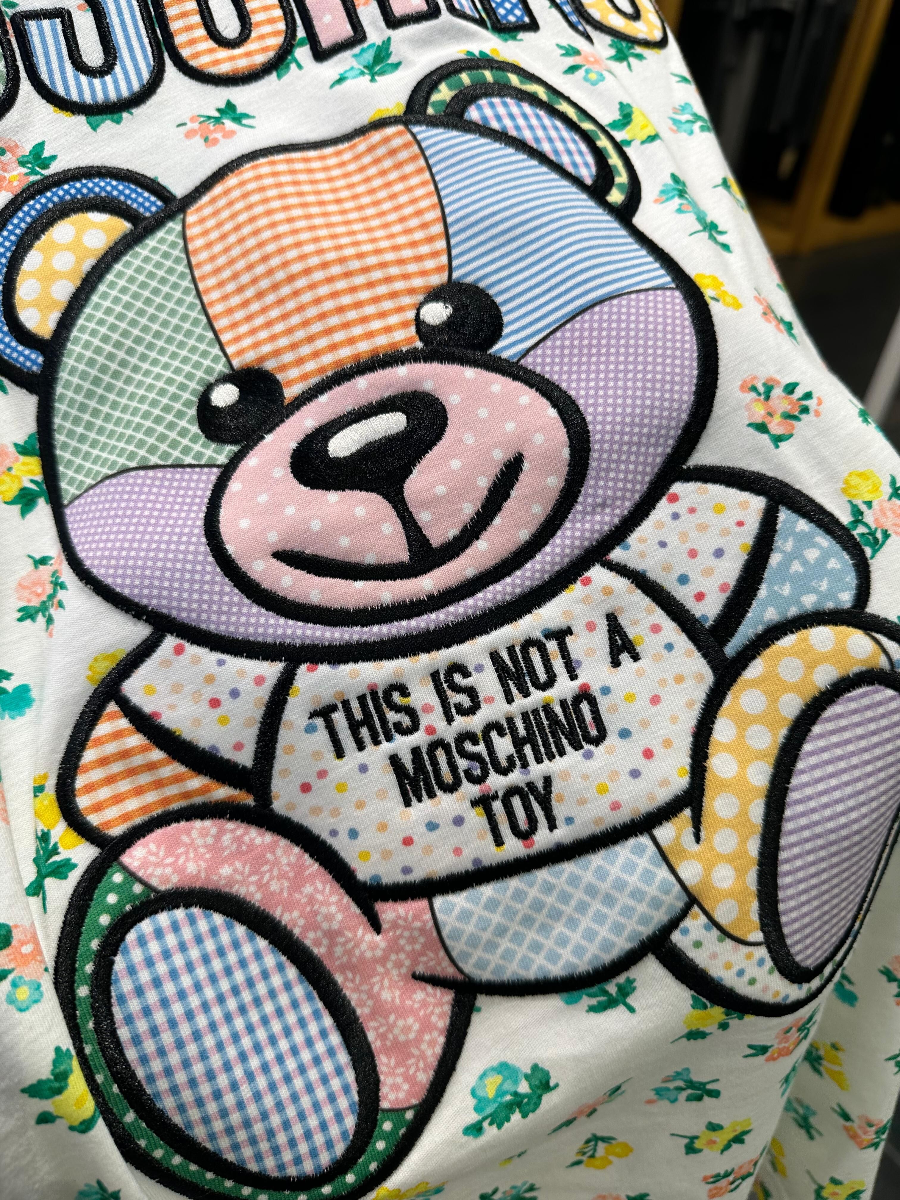 【直播】Moschino LL1025303 短袖上衣(DA0704 0440 1001)