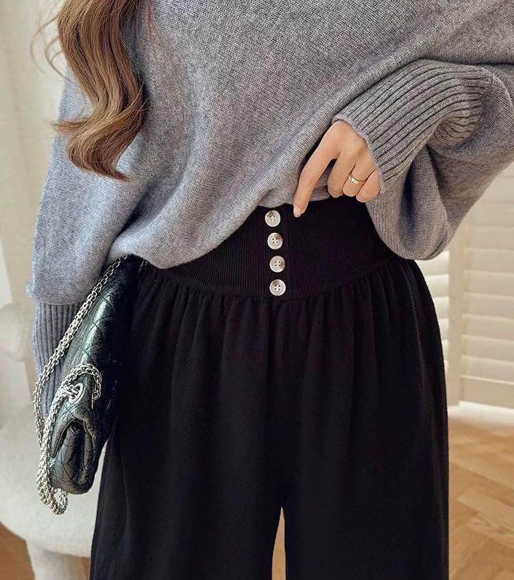 【顯瘦修身的高腰針織垂感寬褲】（現貨）
