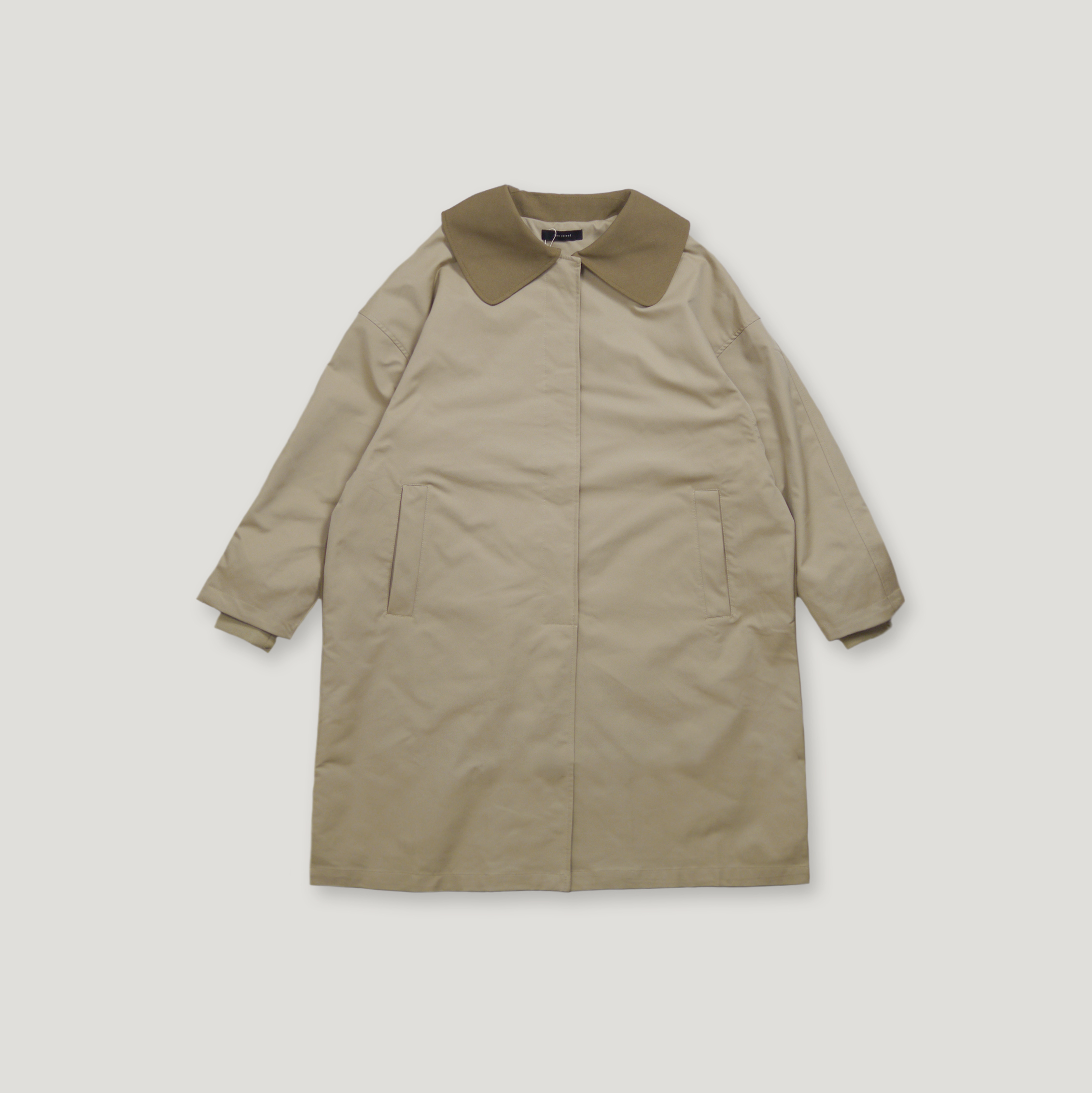 J.P.L. 寬弧領雙色廓形風衣