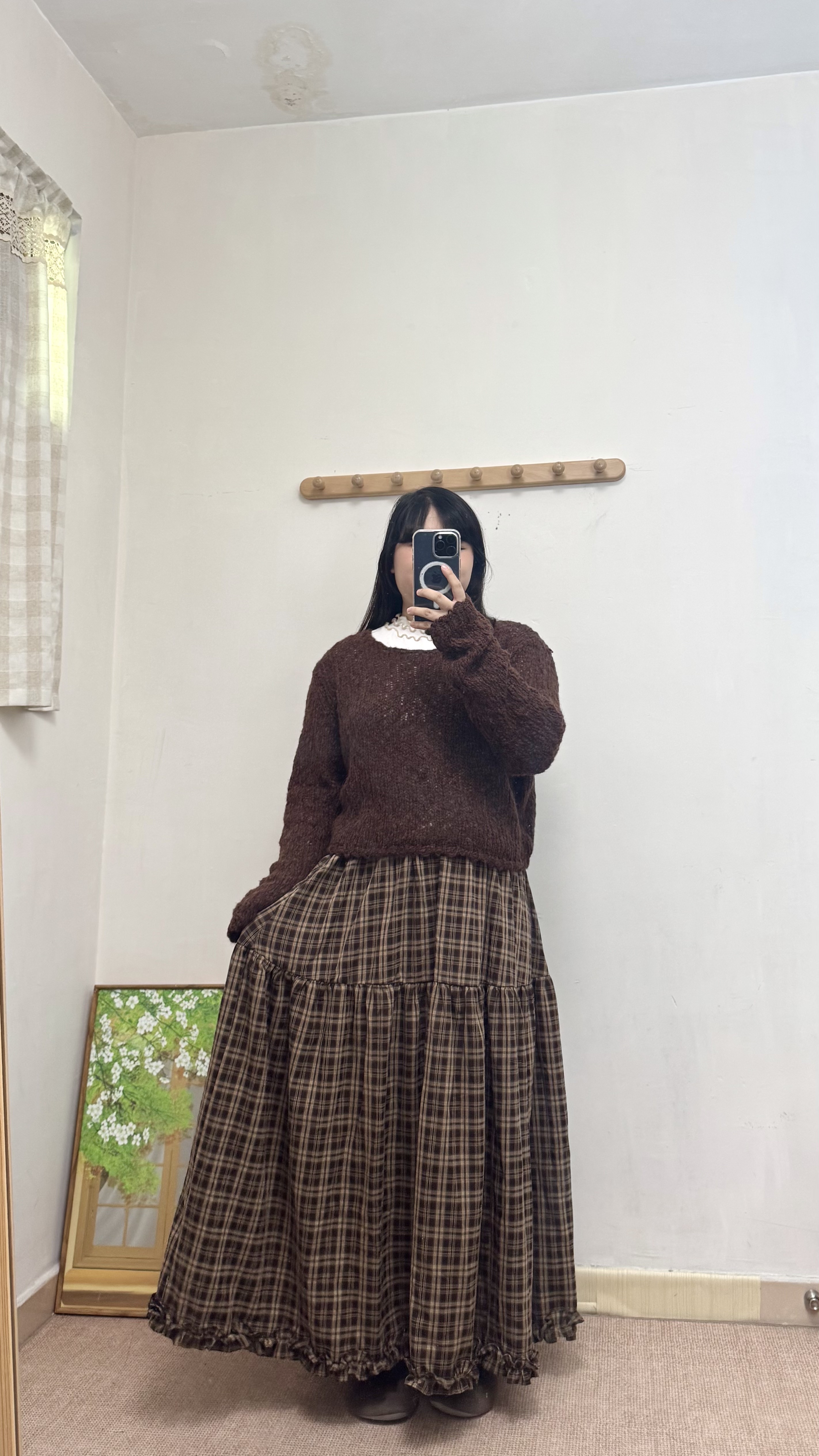 短身微疏窿針織Top