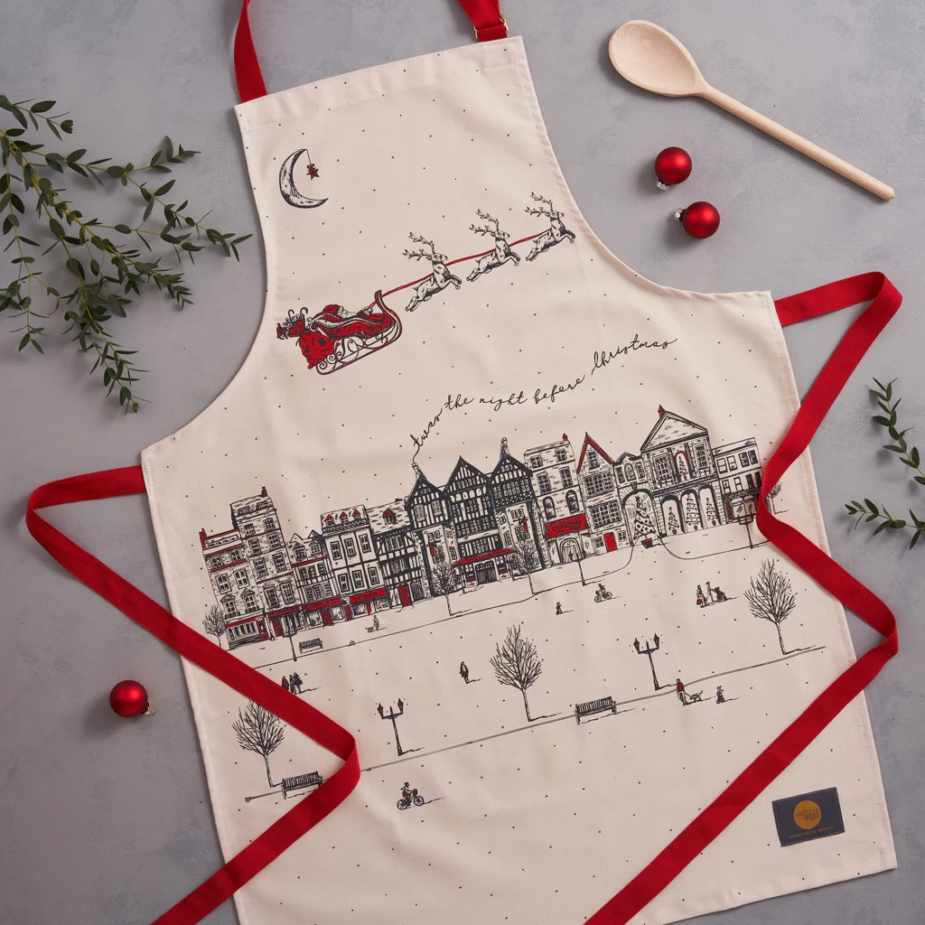 1VE1026-128 VICTORIA EGGS Santa's Sleigh Apron #AP38X (D-EU-E)