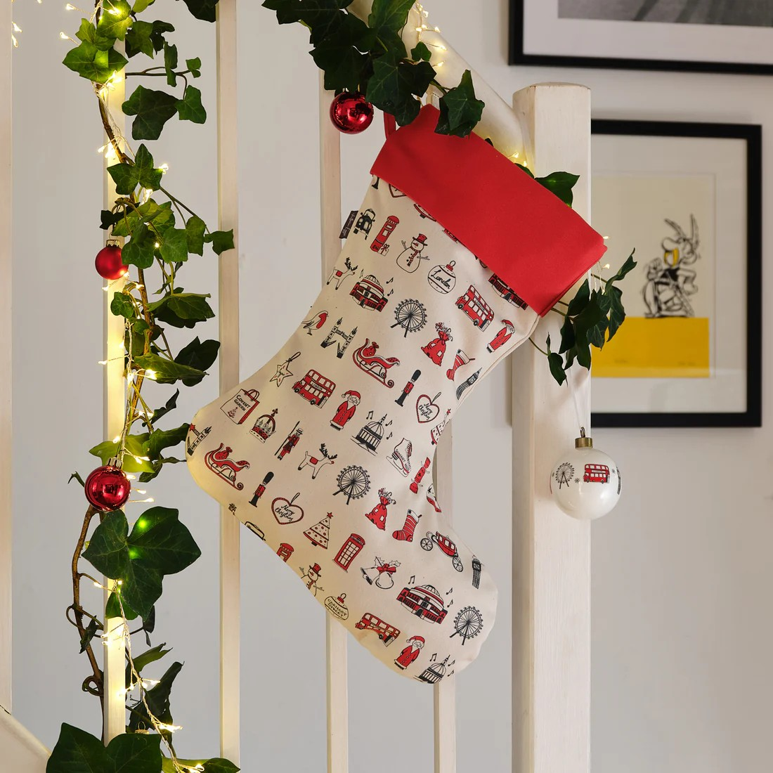 1VE1026-139 VICTORIA EGGS London Christmas Stocking #ST01X (D-EU-E)