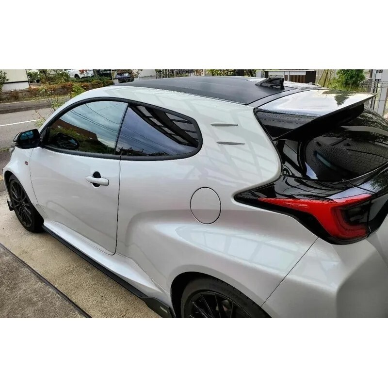 TOYOTA 日規選配件 C柱定風翼 GR YARIS