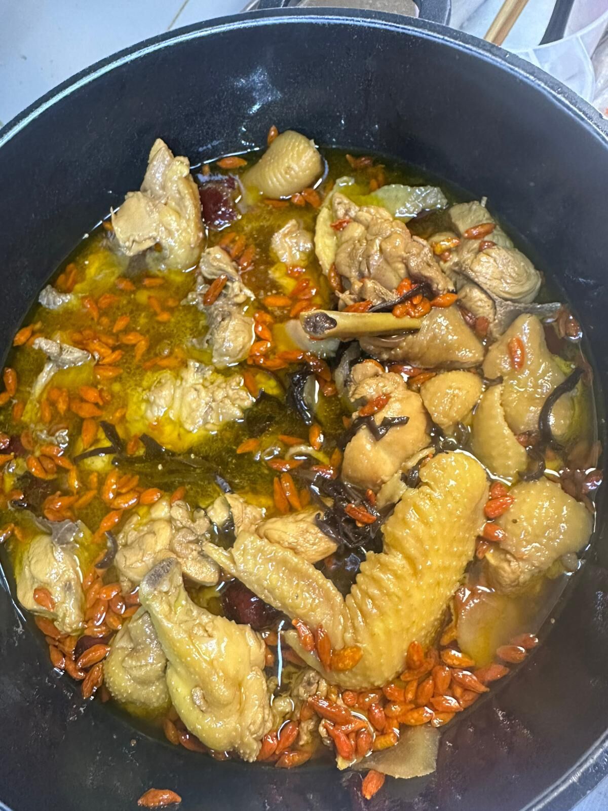 香港製造 客家黃酒煮雞 (一隻雞份量) [#SQ25102602]