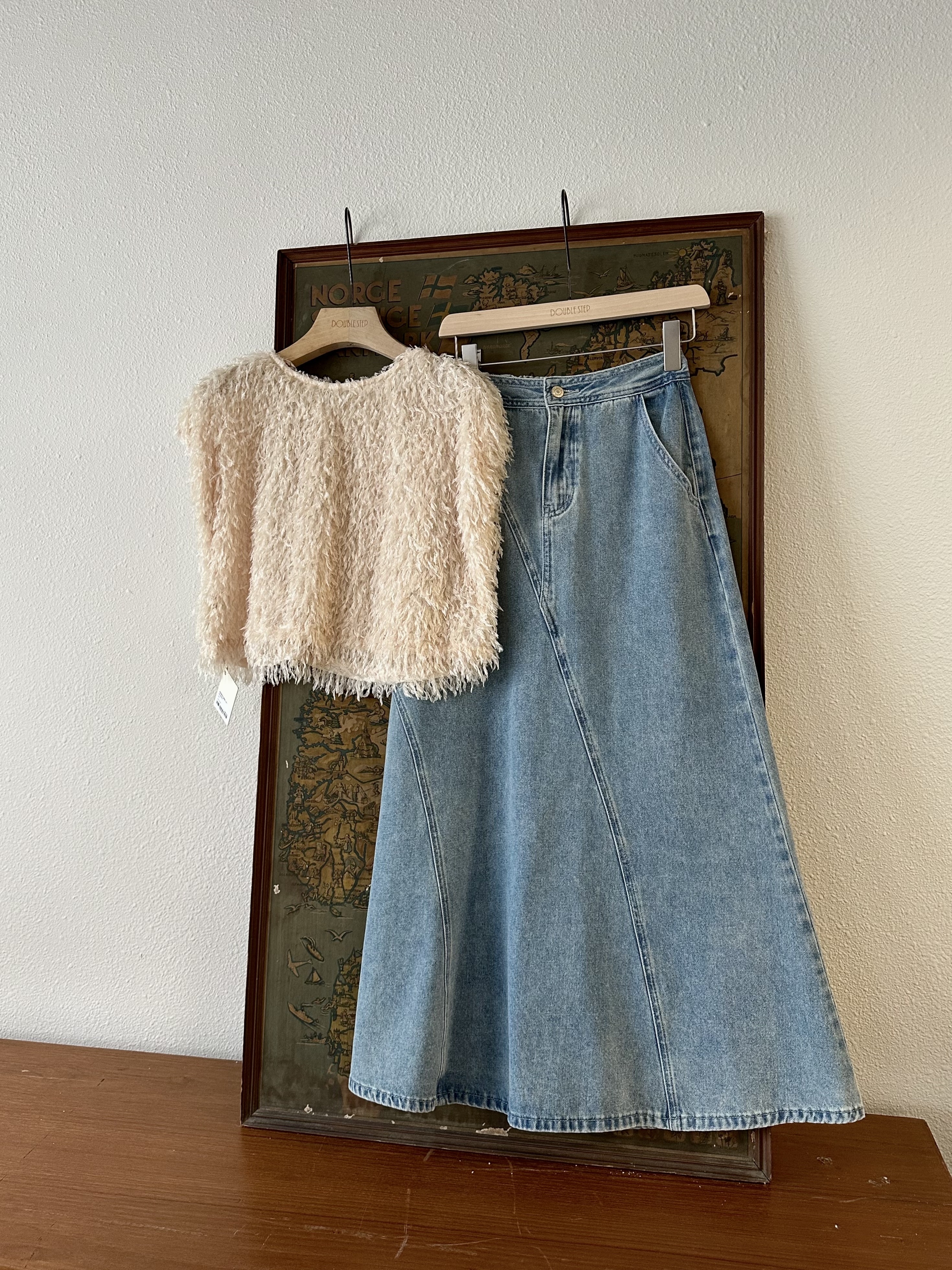 高級感羽毛翼袖上衣 - BL53853