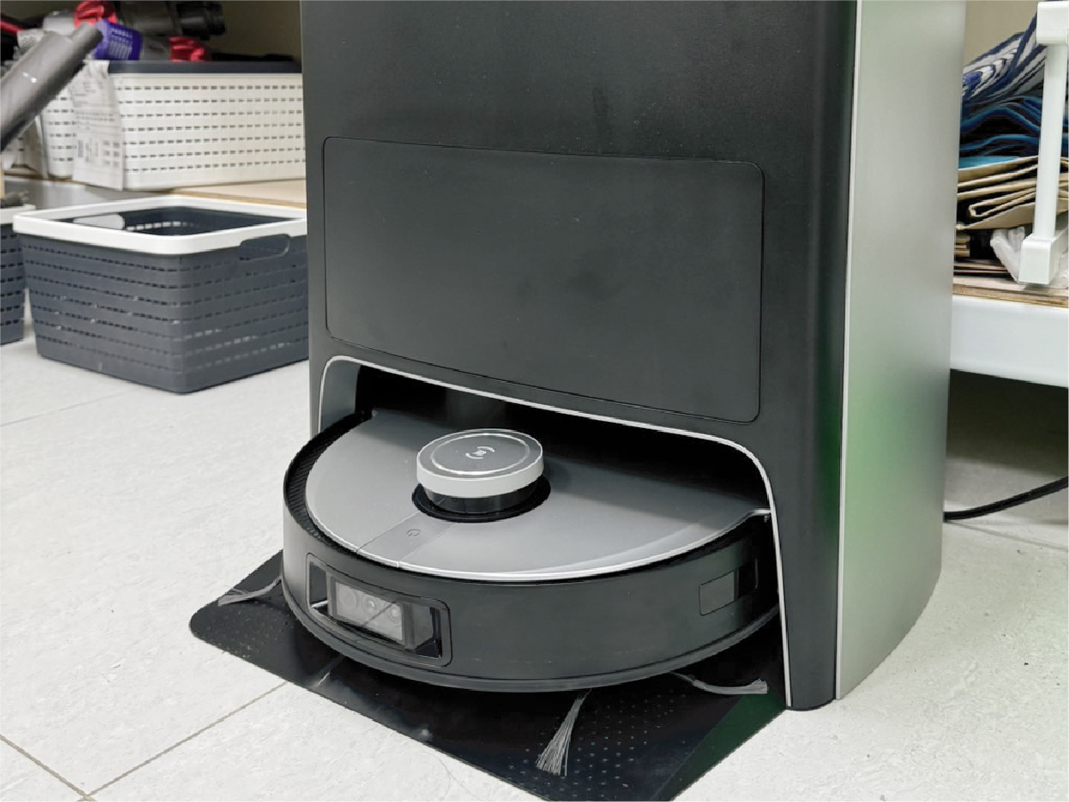 維修後 清潔接點恢復穩定充電