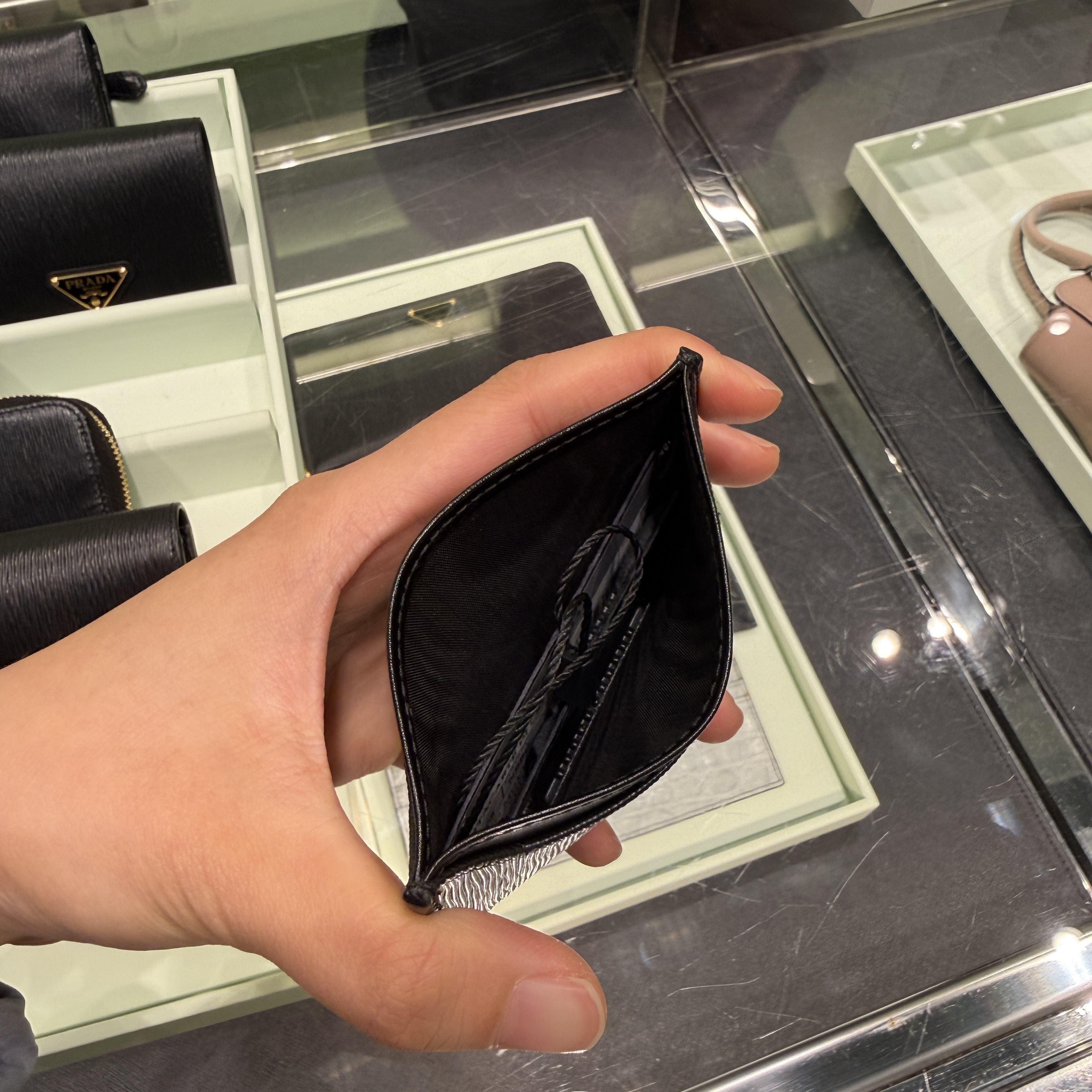 Prada Vitello Move Ribble Leather cardholder black 1MC208