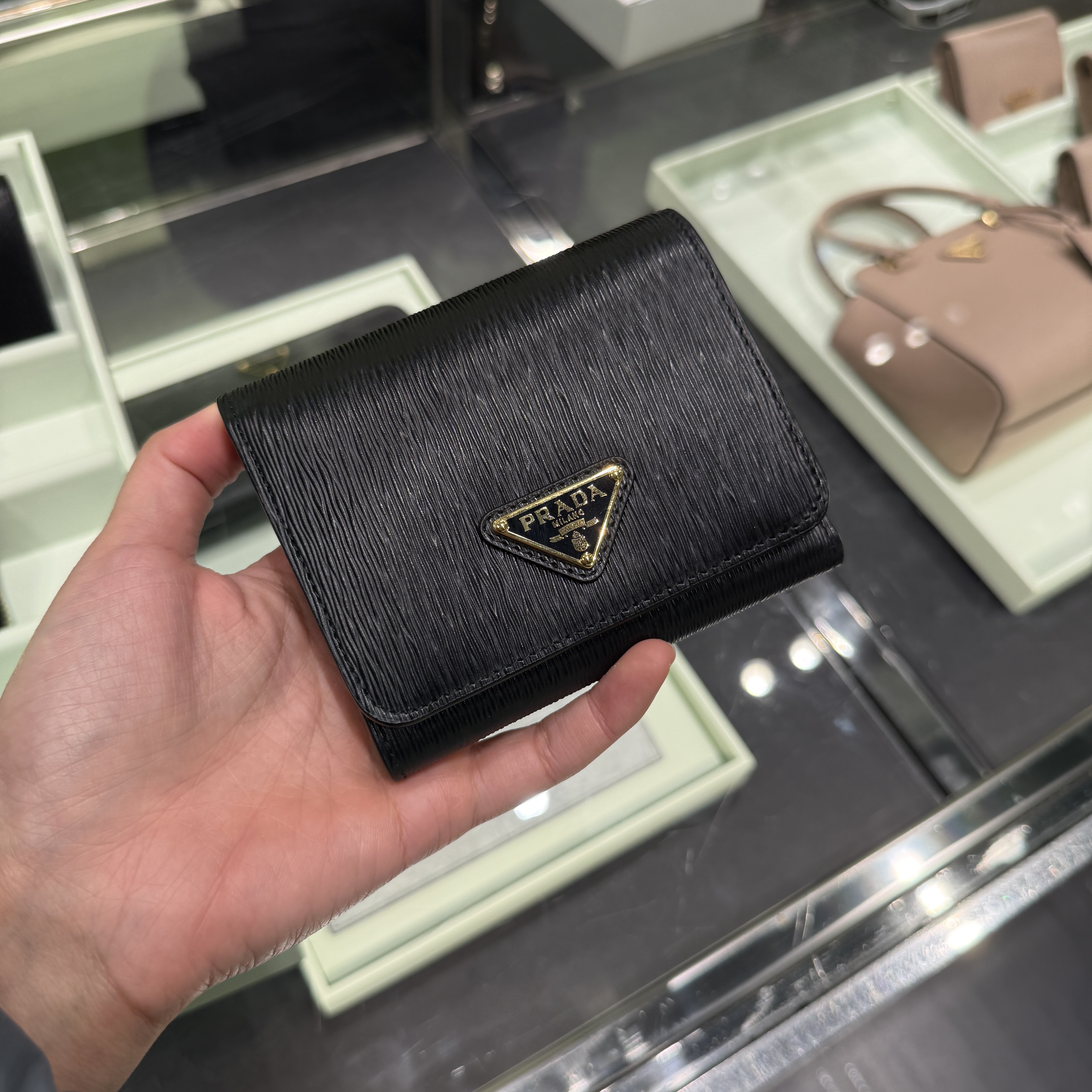 Prada Ribble Leather trifold Wallet Black 1MH176