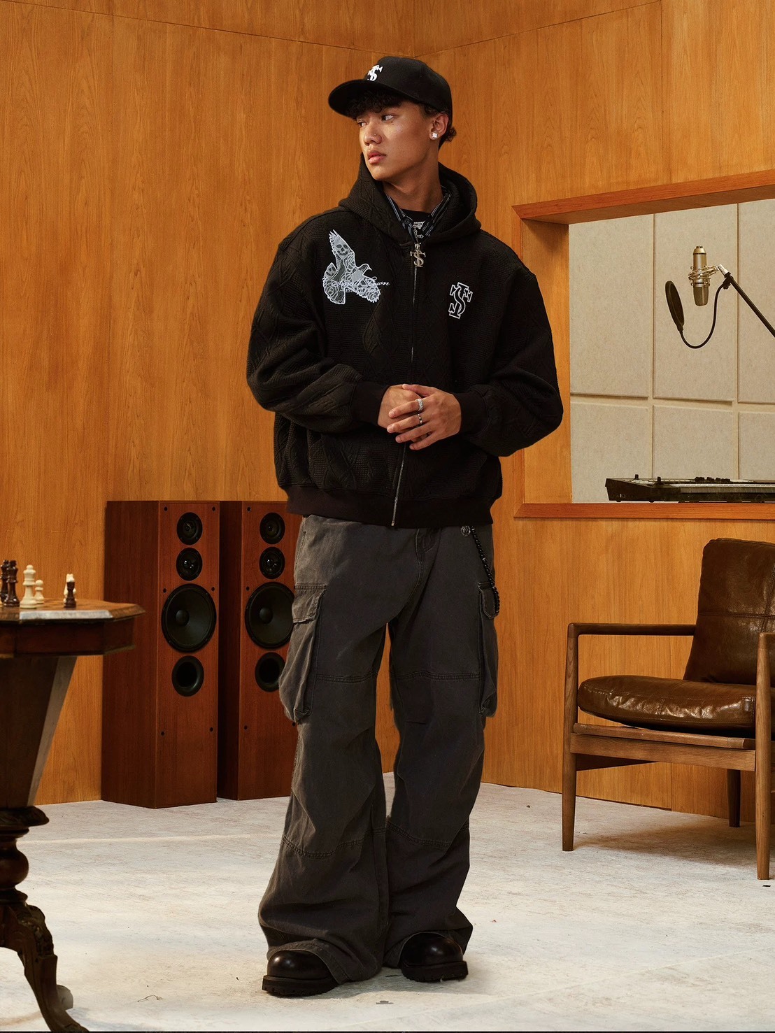 STK SmallTownKid 火燒蕾絲和平鴿 Logo拉鍊 扭花設計 連帽外套