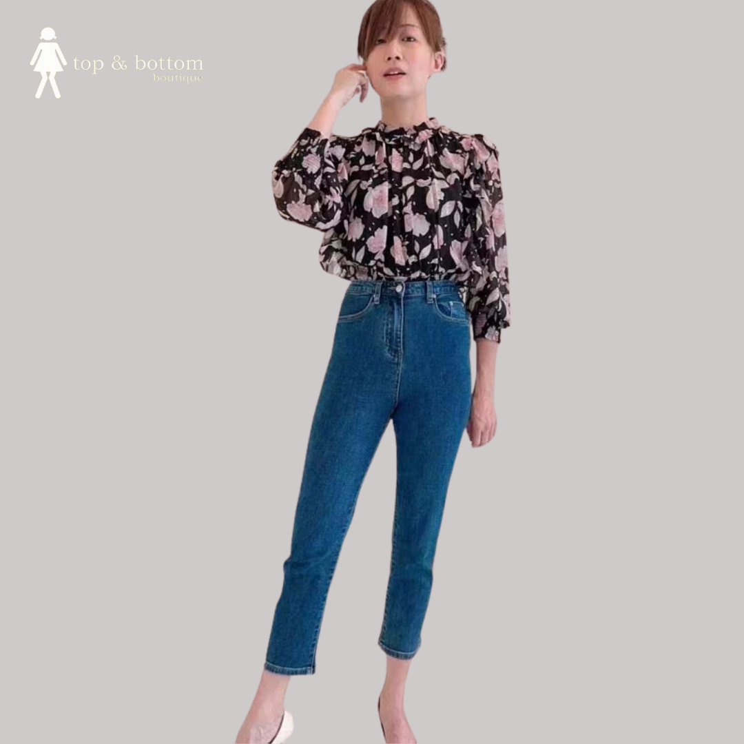 HIGH WAIST SLIM FIT JEANS