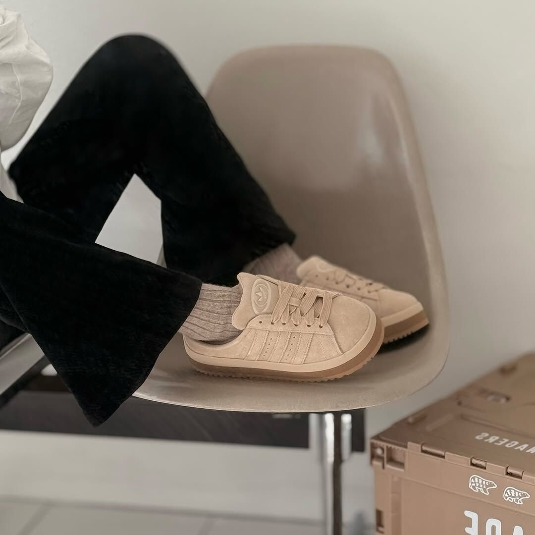 ADIDAS CAMPUS 00S 毛毛拖鞋 穆勒鞋 保暖 奶茶色 大地色 焦糖底 麂皮 厚底 增高 女鞋 JR3732 / 預購