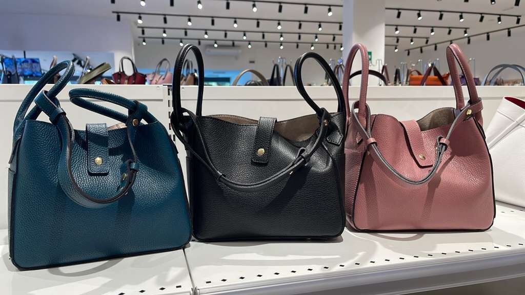 【直播】意大利皮具 LL102604 側孭手提包