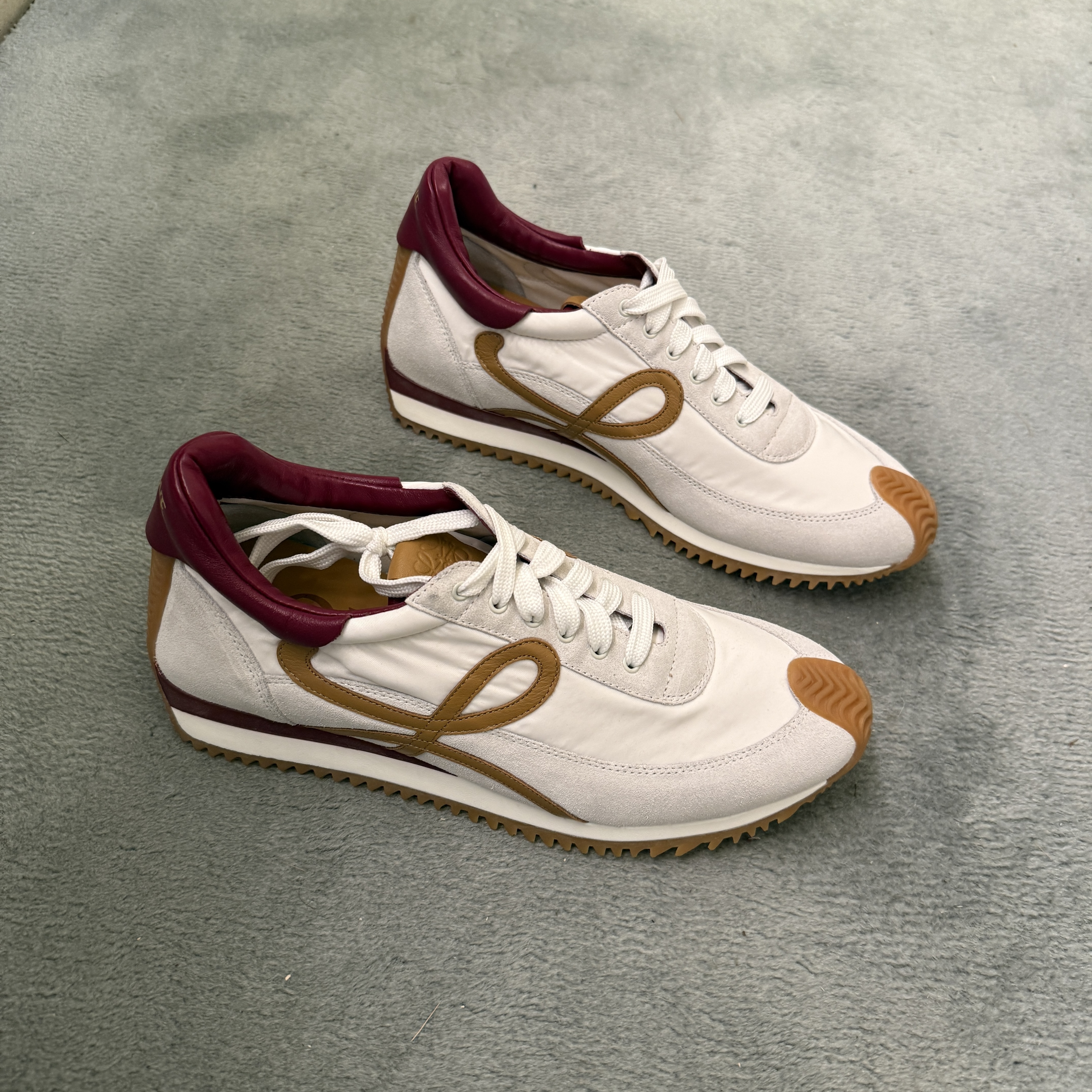 Loewe Flow Runner sneakers white Raspberry