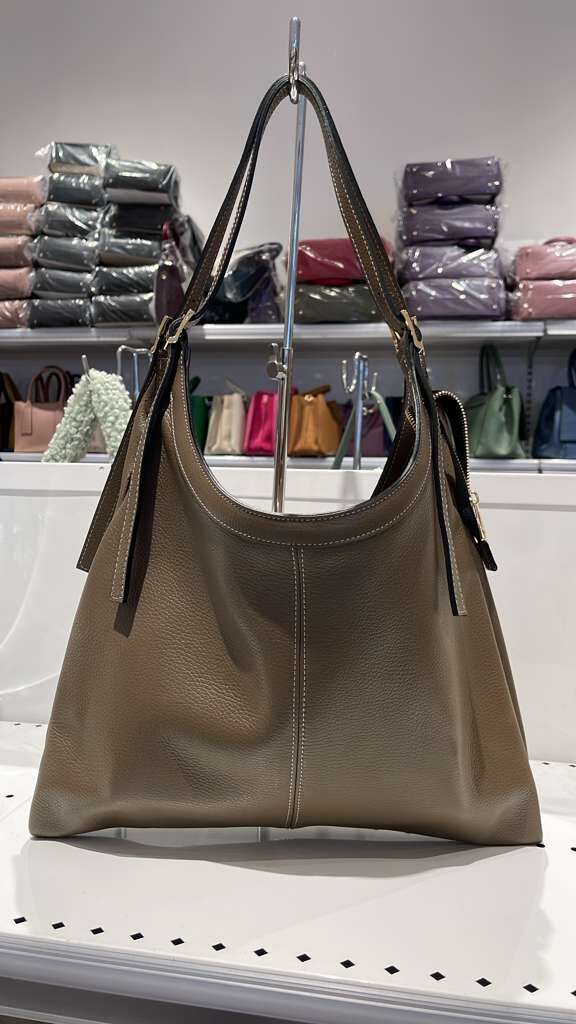 【直播】意大利皮具 LL102608 大容量側孭袋