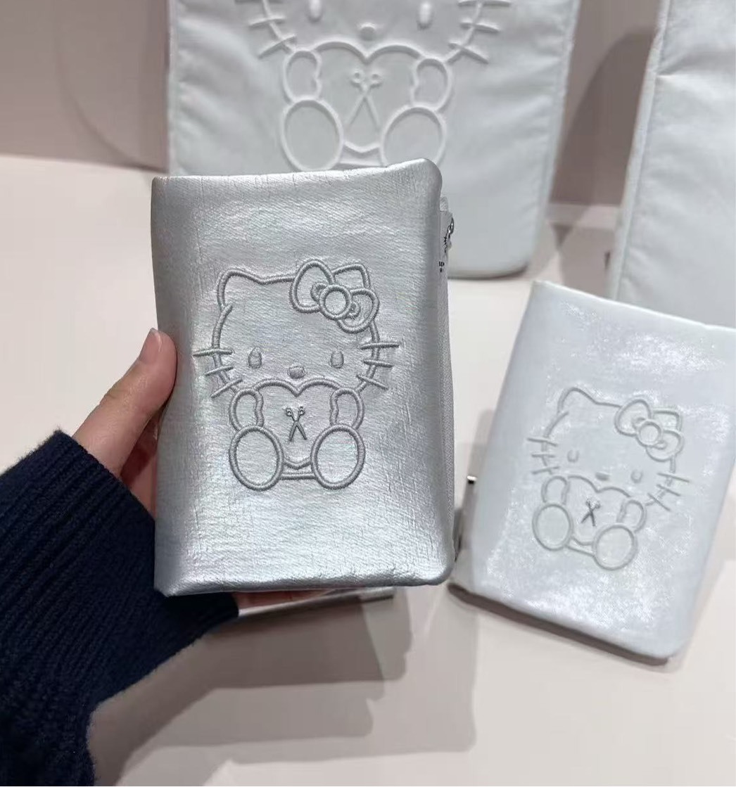 <快速出貨> HELLO KITTY X JOSEPH AND STACEY 聯名 護照收納包 三色