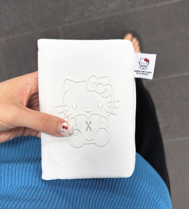 <快速出貨> HELLO KITTY X JOSEPH AND STACEY 聯名 護照收納包 三色