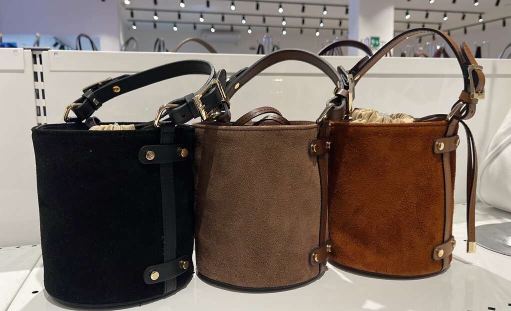 【直播】意大利皮具 LL102615 索繩圓桶包