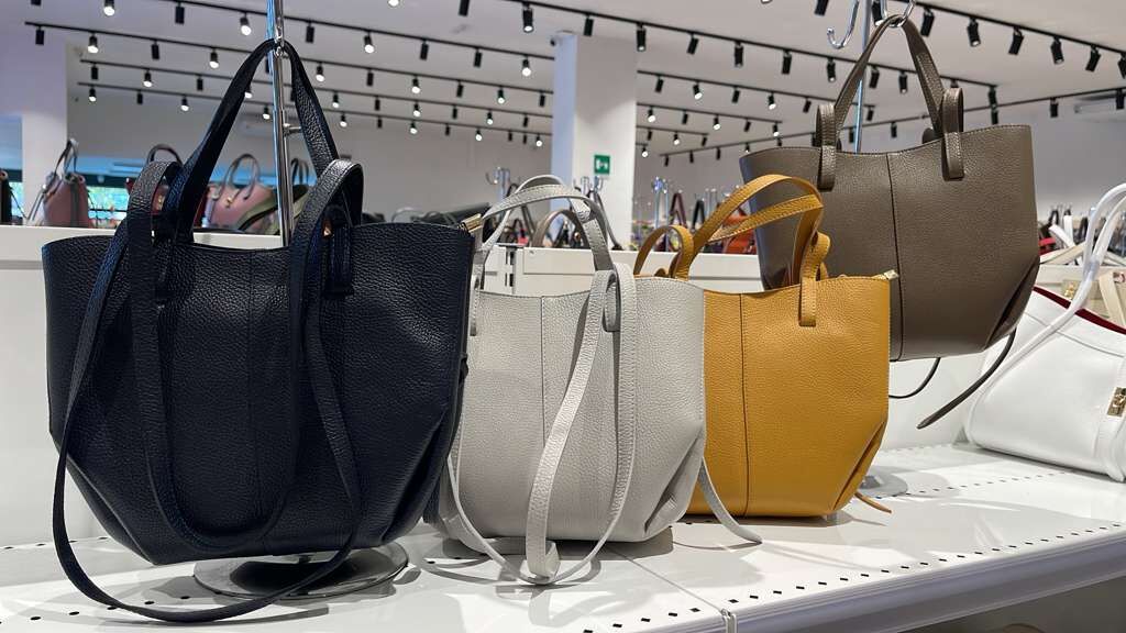 【直播】意大利皮具 LL102616 兩用包 (送內袋)