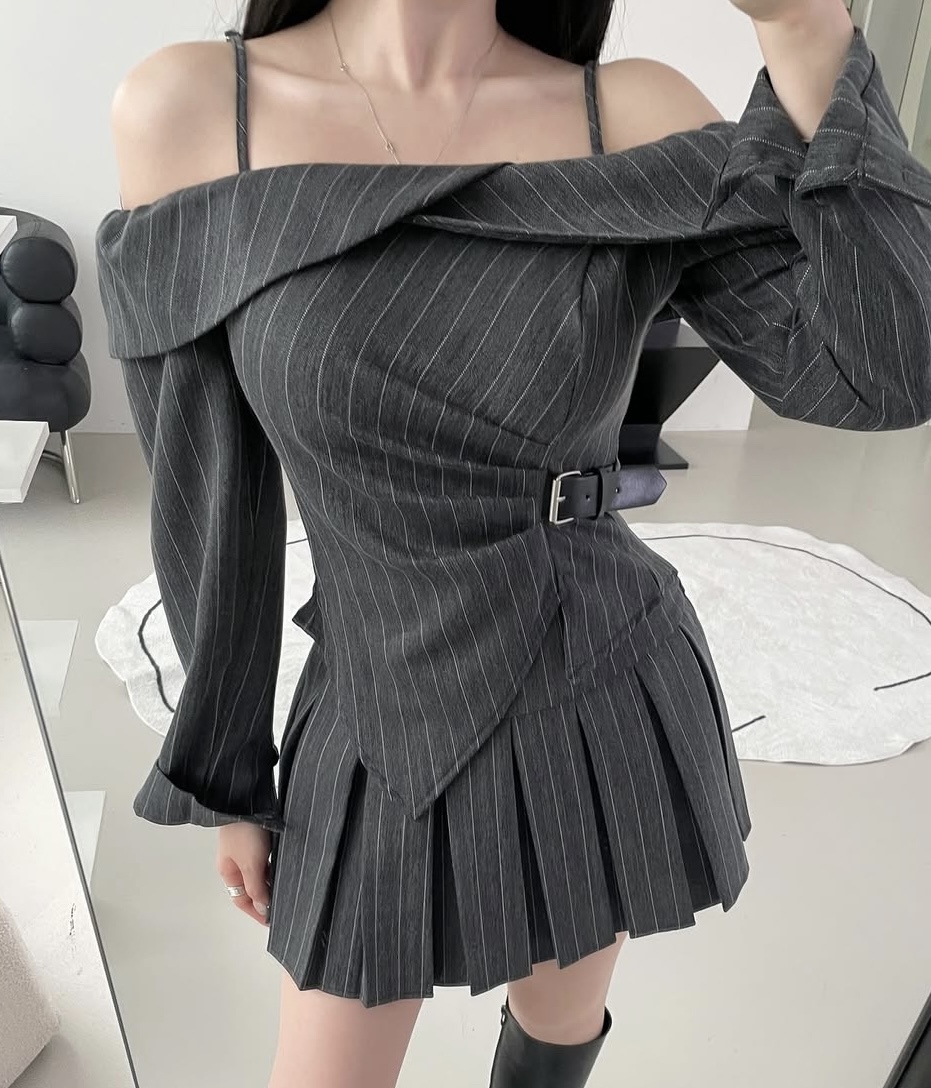 🇰🇷一字領曲線百摺裙套裝