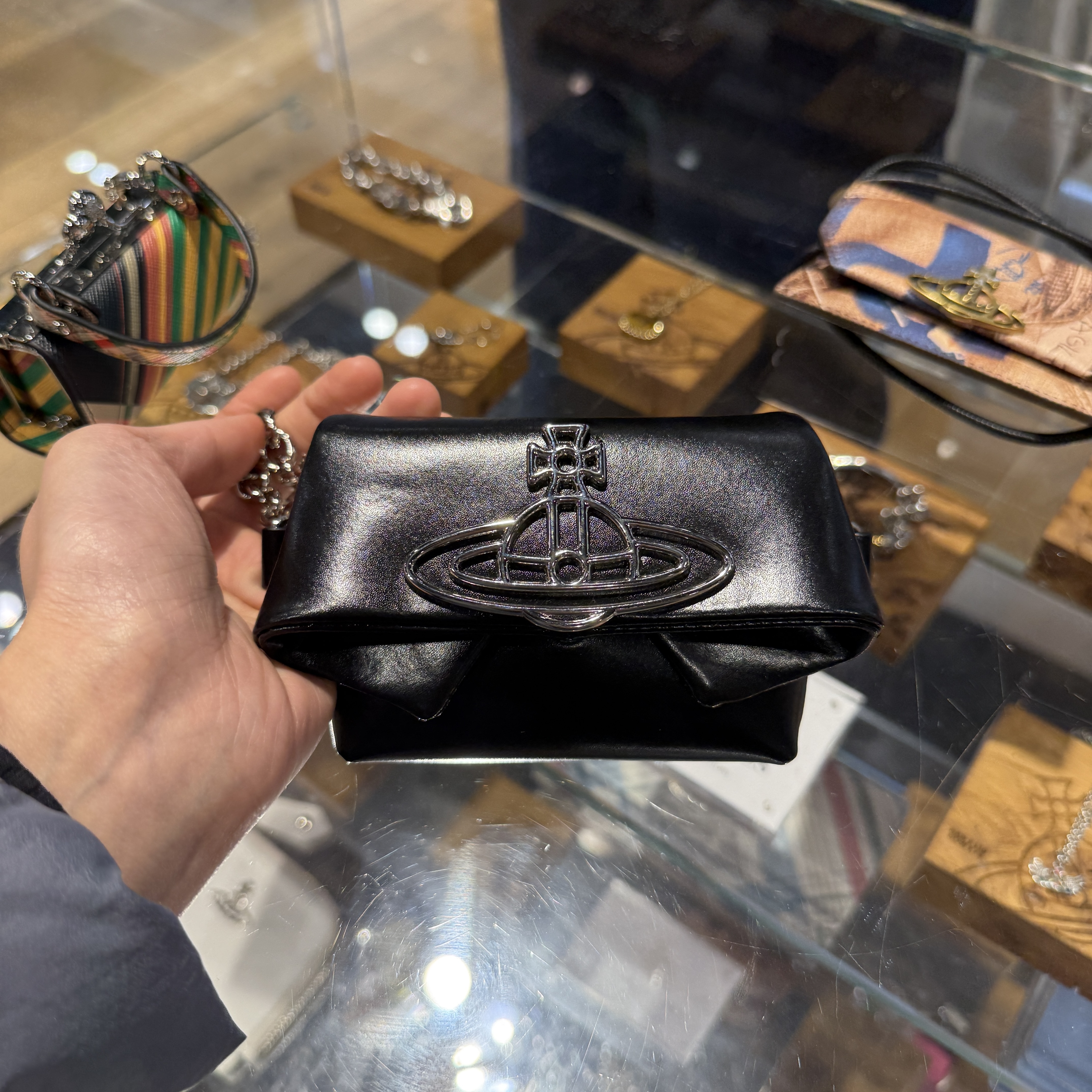 Vivienne Westwood Mini Courtney Chain bag black