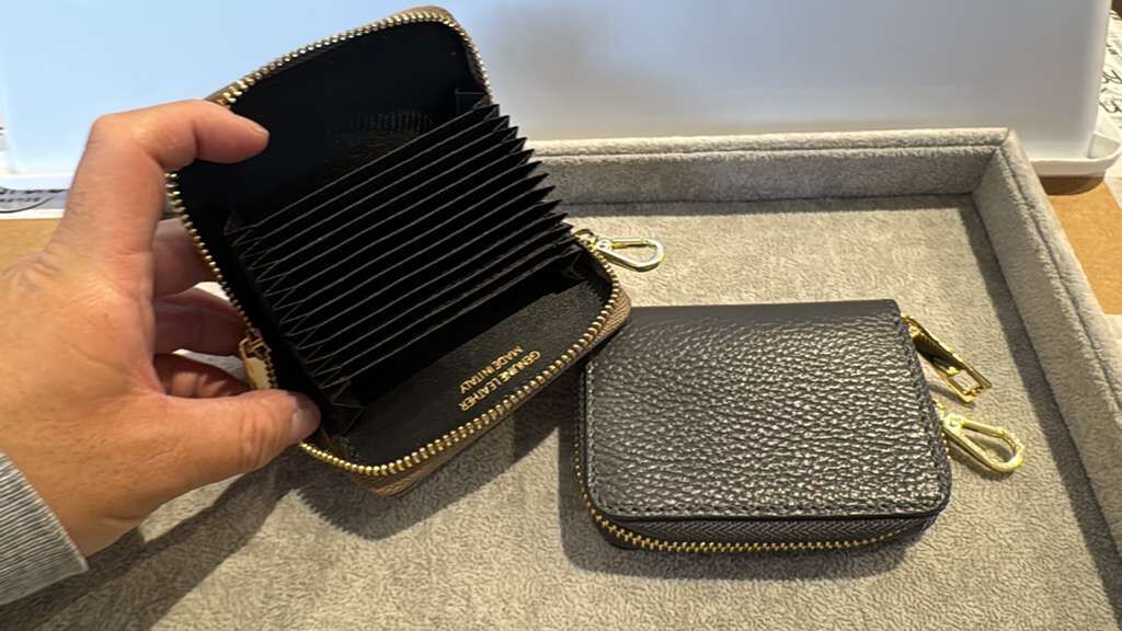 【直播】意大利皮具 LL102634 拉鏈卡包