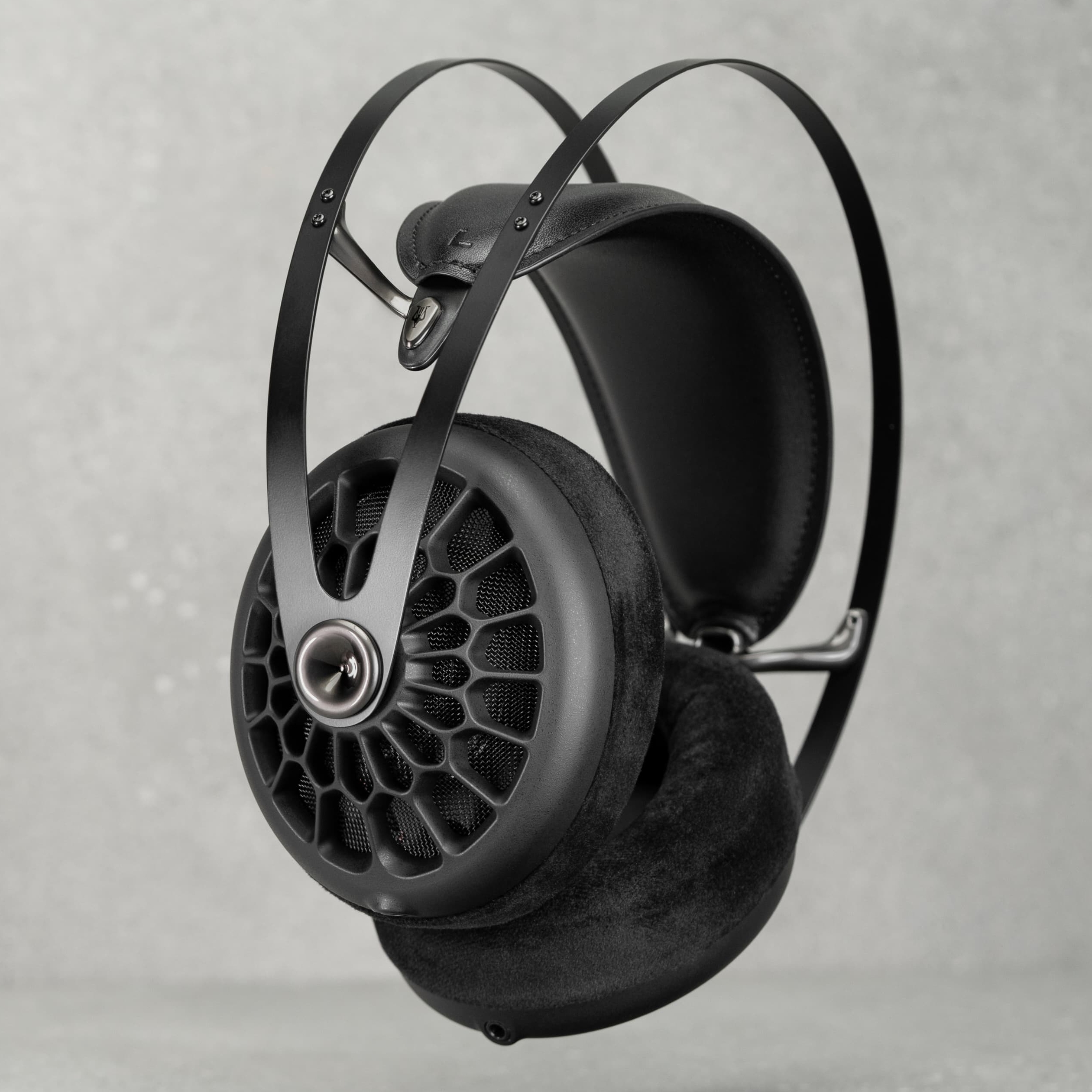 羅馬尼亞 Meze – 105 AER 開放頭戴式耳機 | 50mm 振膜單元