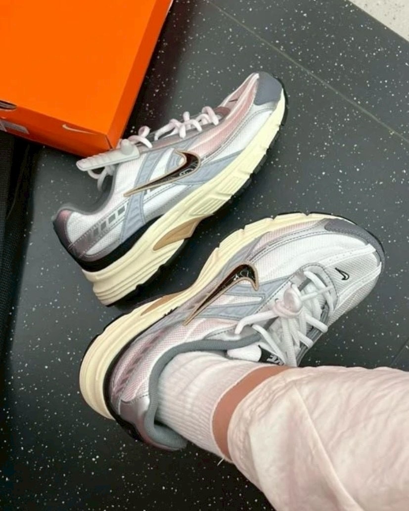 Nike Initiator 灰銀米棕 復古 緩震 老爹鞋 休閒鞋 男鞋