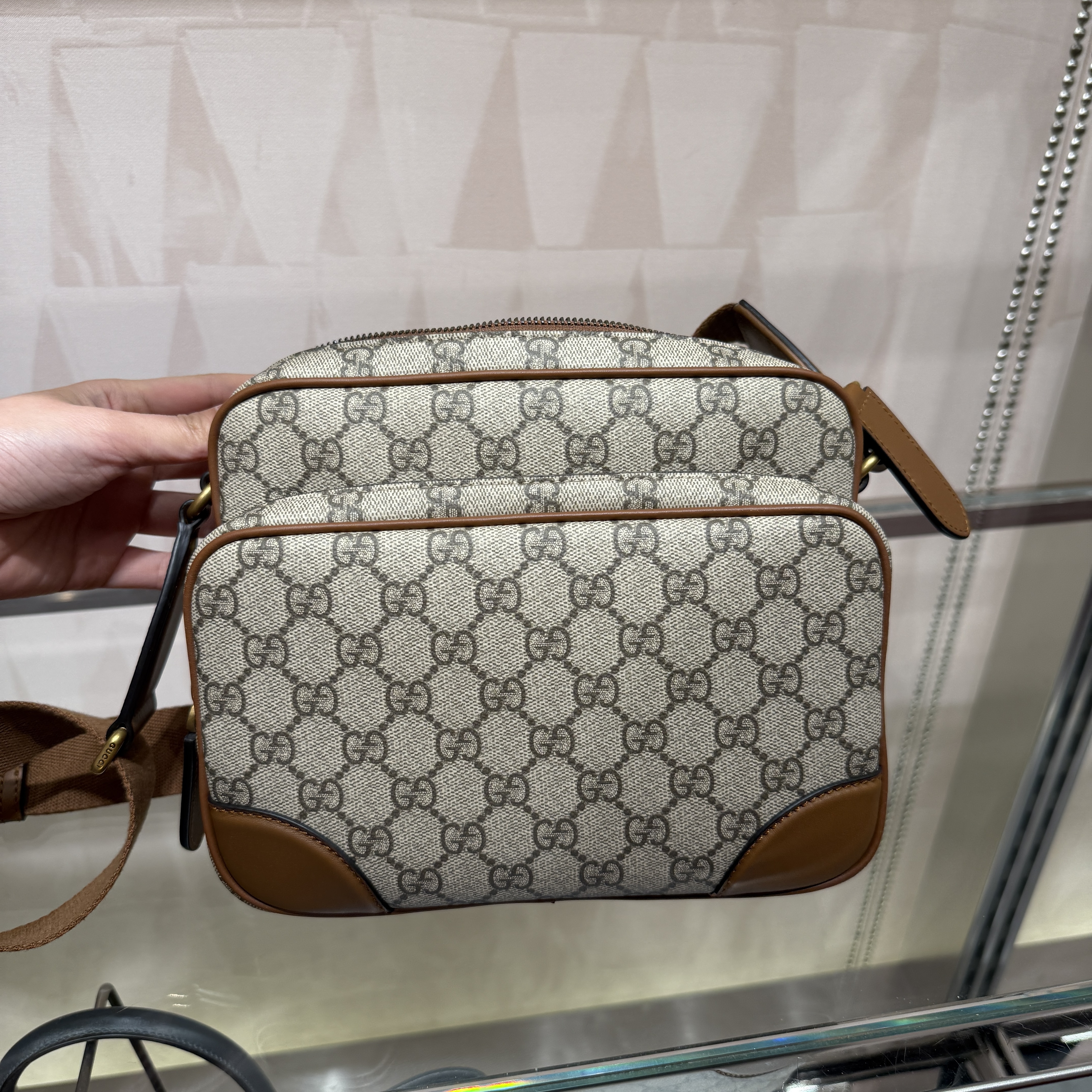 Gucci bag GG Emblem medium crossbody bag 821160