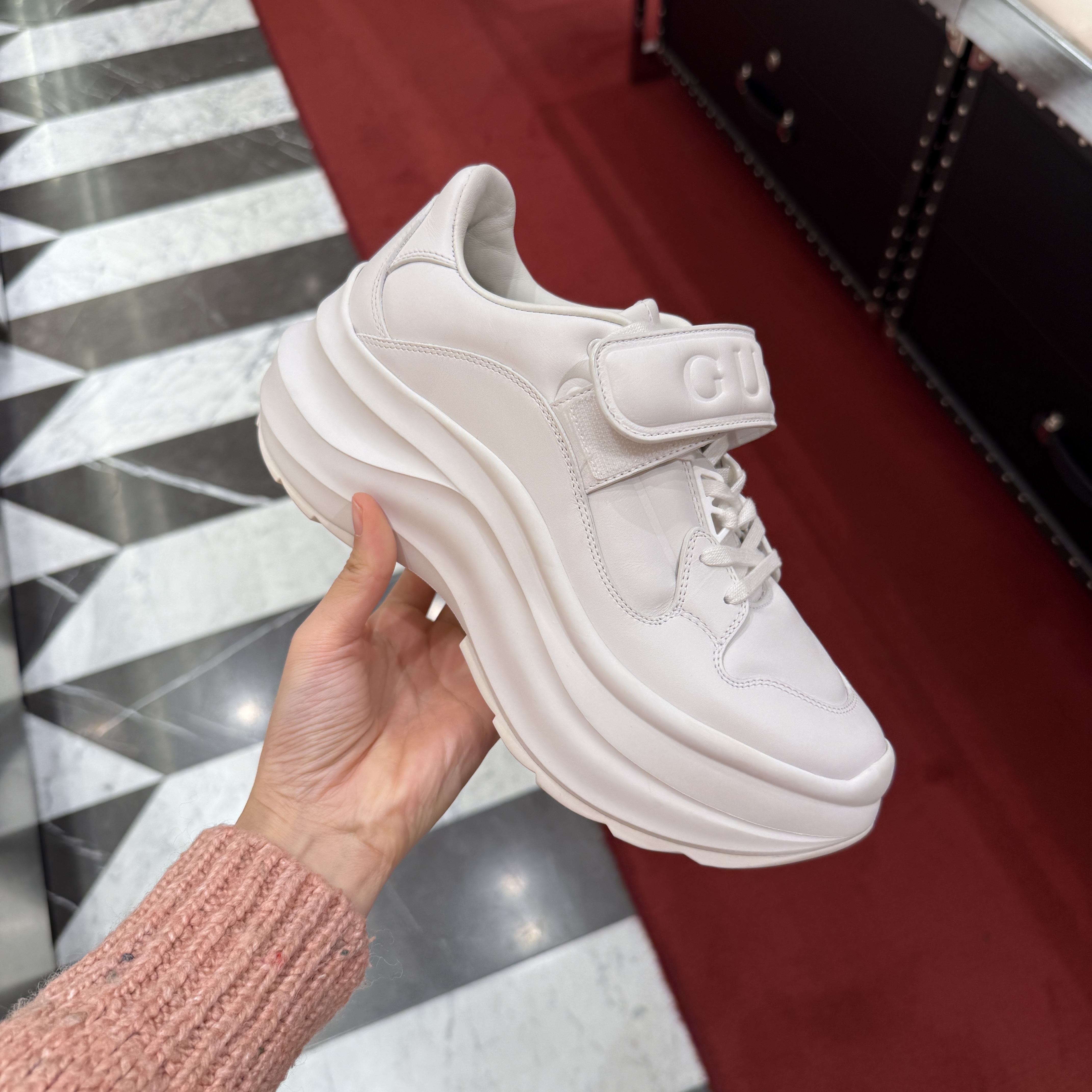 Gucci Wave sneakers White 805708