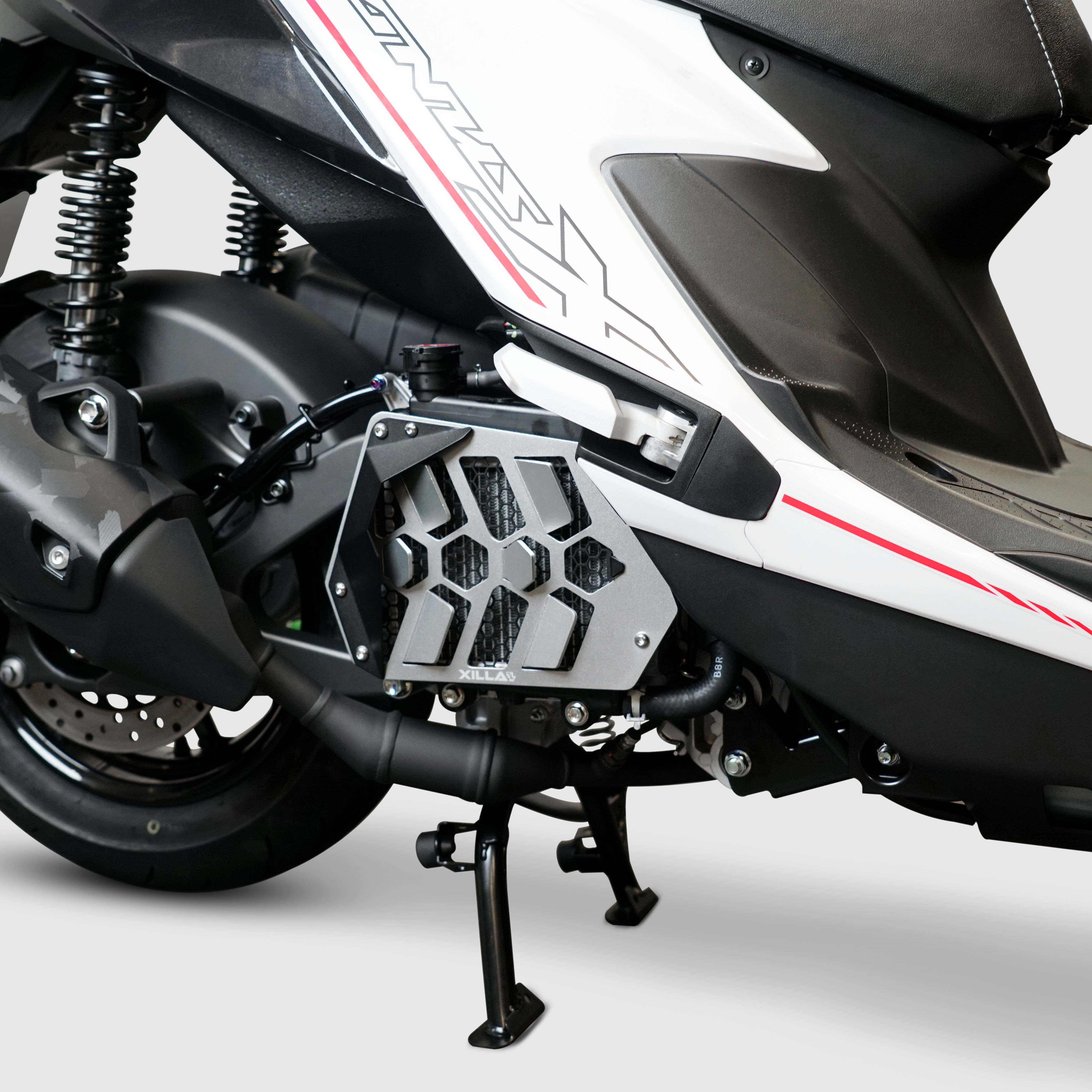 YAMAHA 勁戰七代｜進氣強化導風水箱護罩