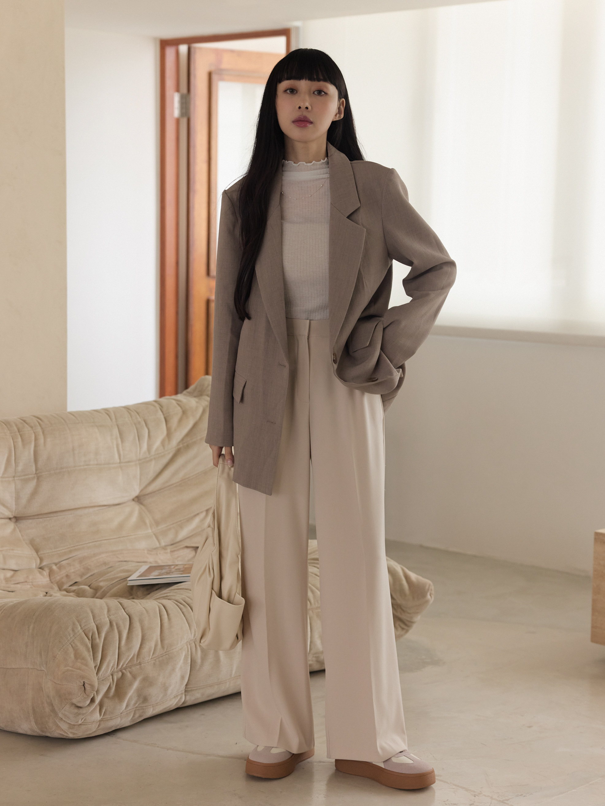 不易皺高腰落地長腿褲