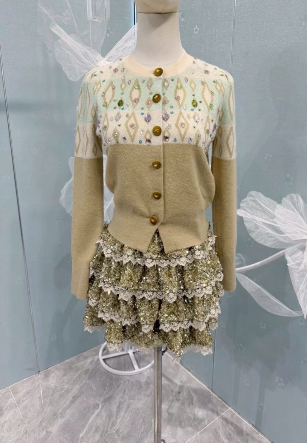 設計師家重工彩鑽高質感拼色針織上衣