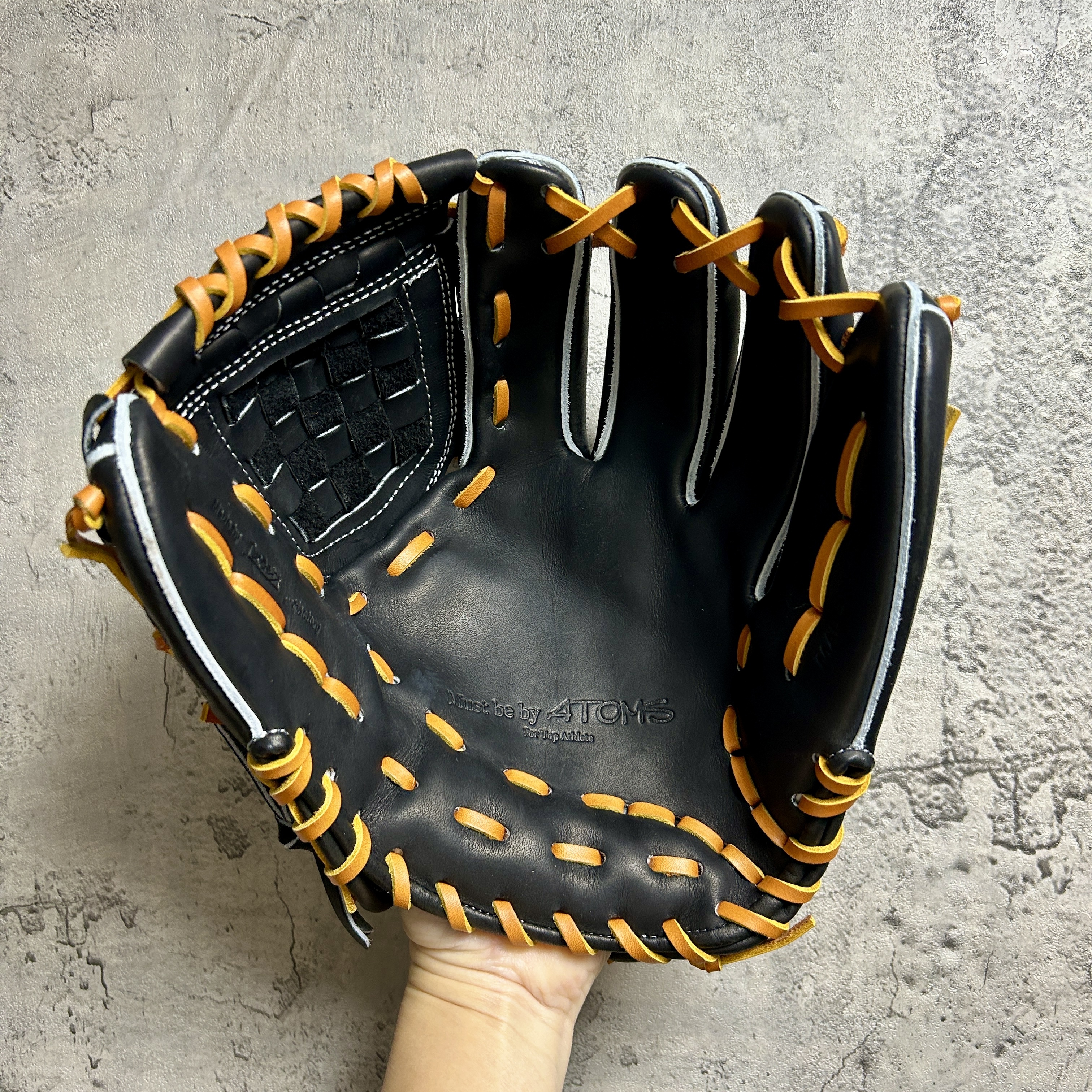 ATOMS Pro Model Line 硬式 内野手 066+ 職業選手 model