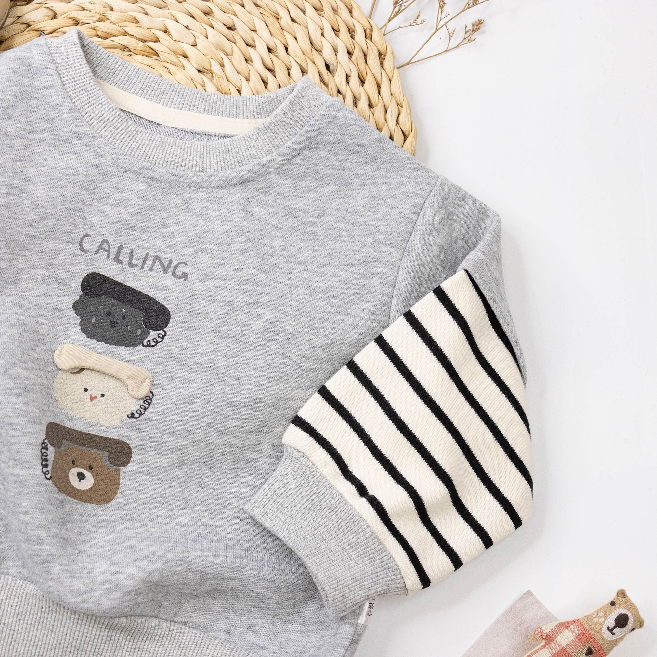 【H55497】俏皮小狗與小熊條紋拼接上衣