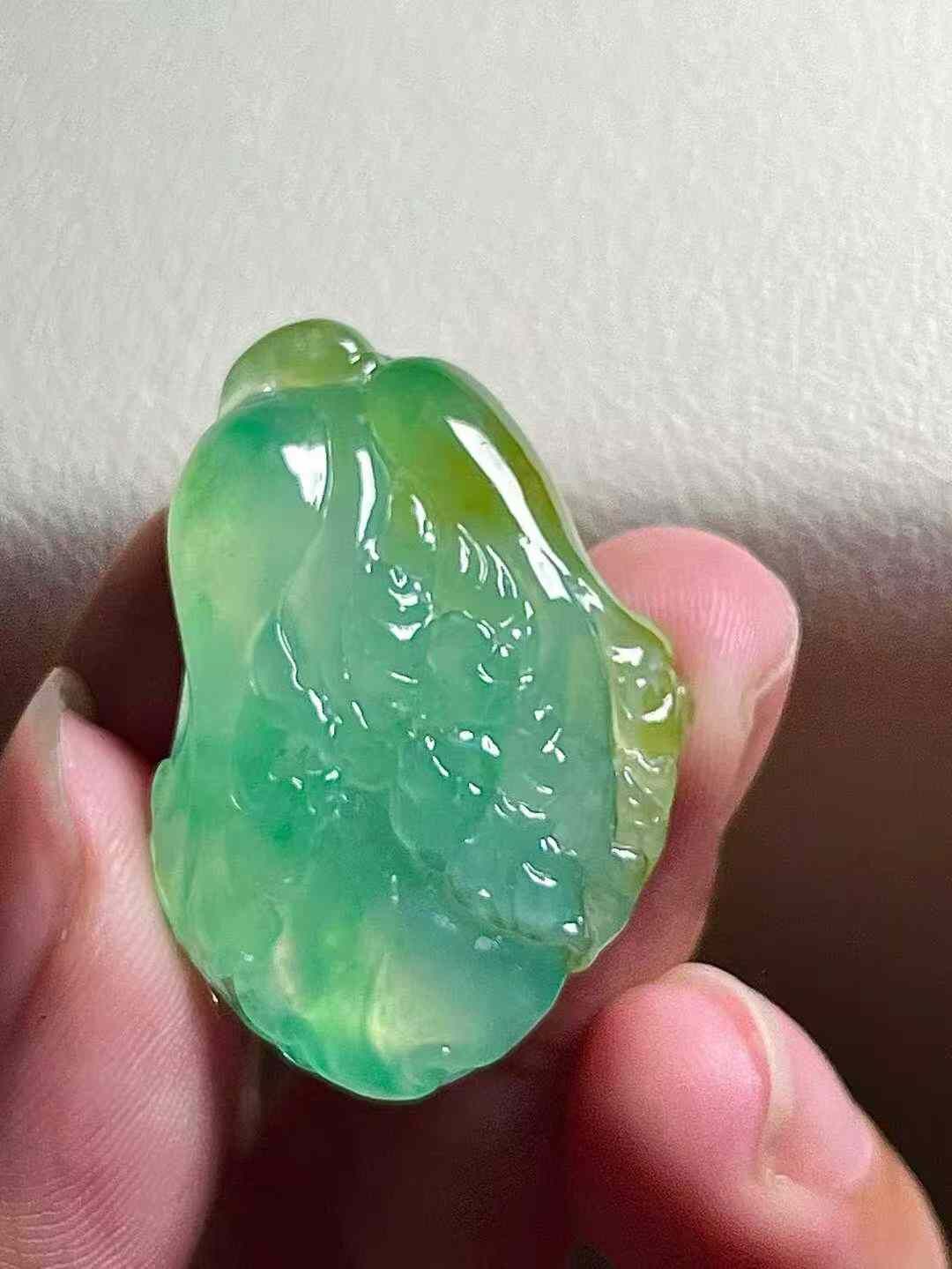 1014320 翡翠黃翡白菜