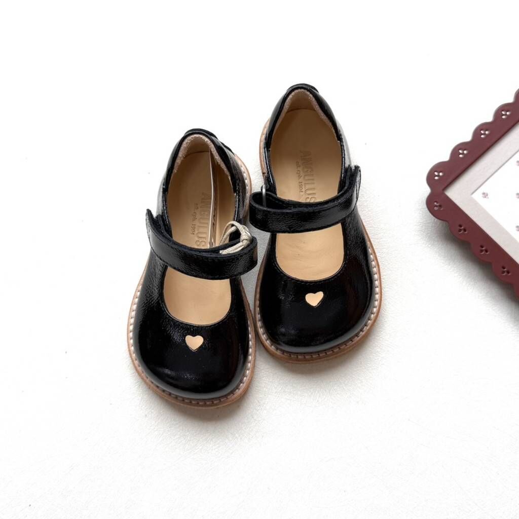 ANGULUS 亮面瑪莉珍愛心鞋 Mary Jane with heart and velcro closure -  Black